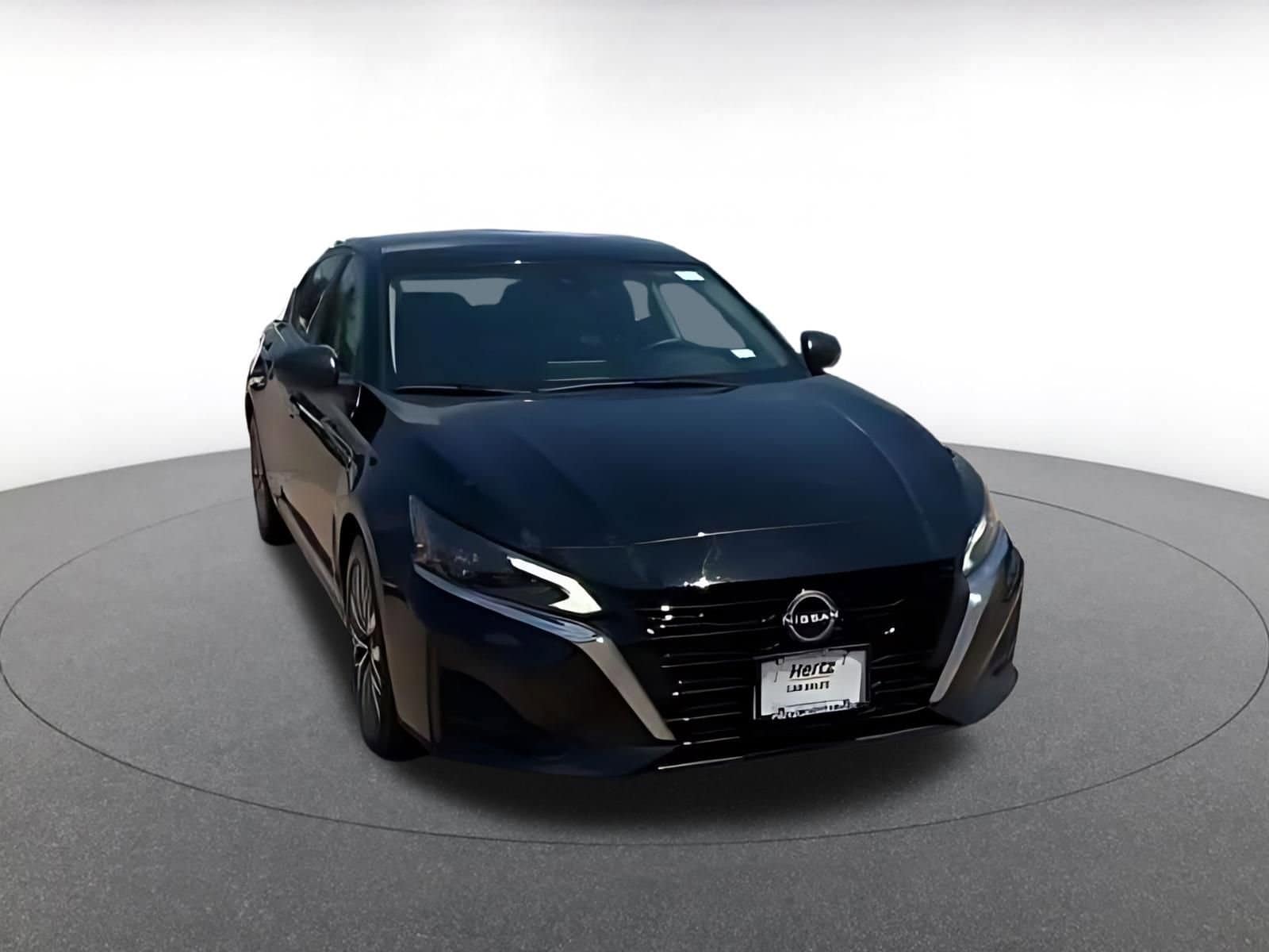Thumbnail: 2025 Nissan Altima - 16