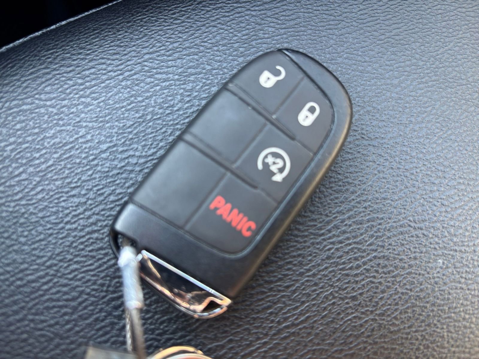 Thumbnail: 2025 Jeep Compass - 22