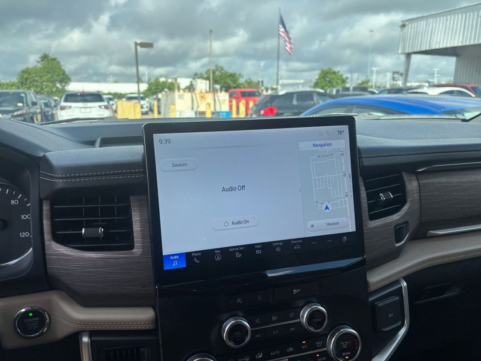 Thumbnail: 2024 Ford Expedition - 21