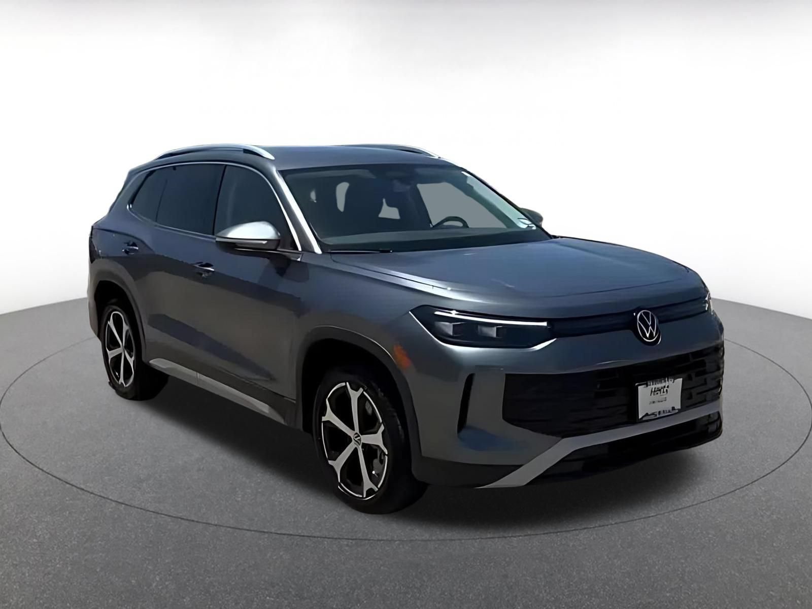 Thumbnail: 2026 Volkswagen Tiguan - 3