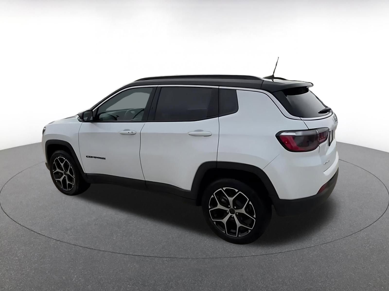 Thumbnail: 2025 Jeep Compass - 10