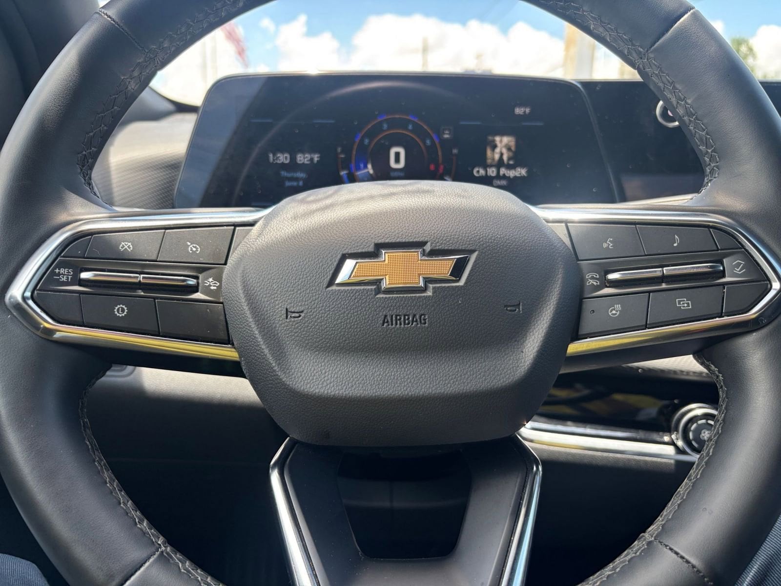 Thumbnail: 2025 Chevrolet Equinox - 28