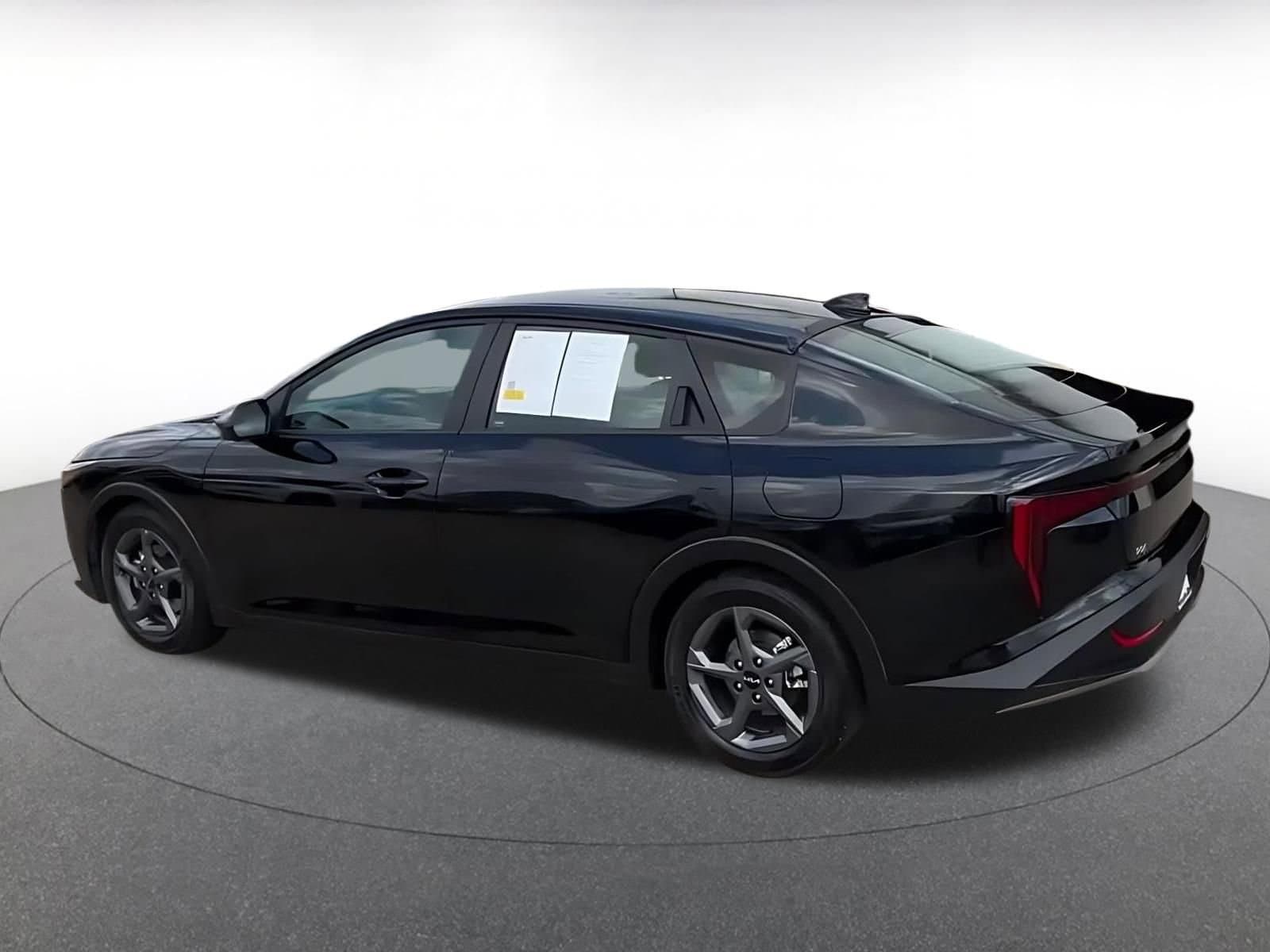 Thumbnail: 2025 Kia K4 - 16