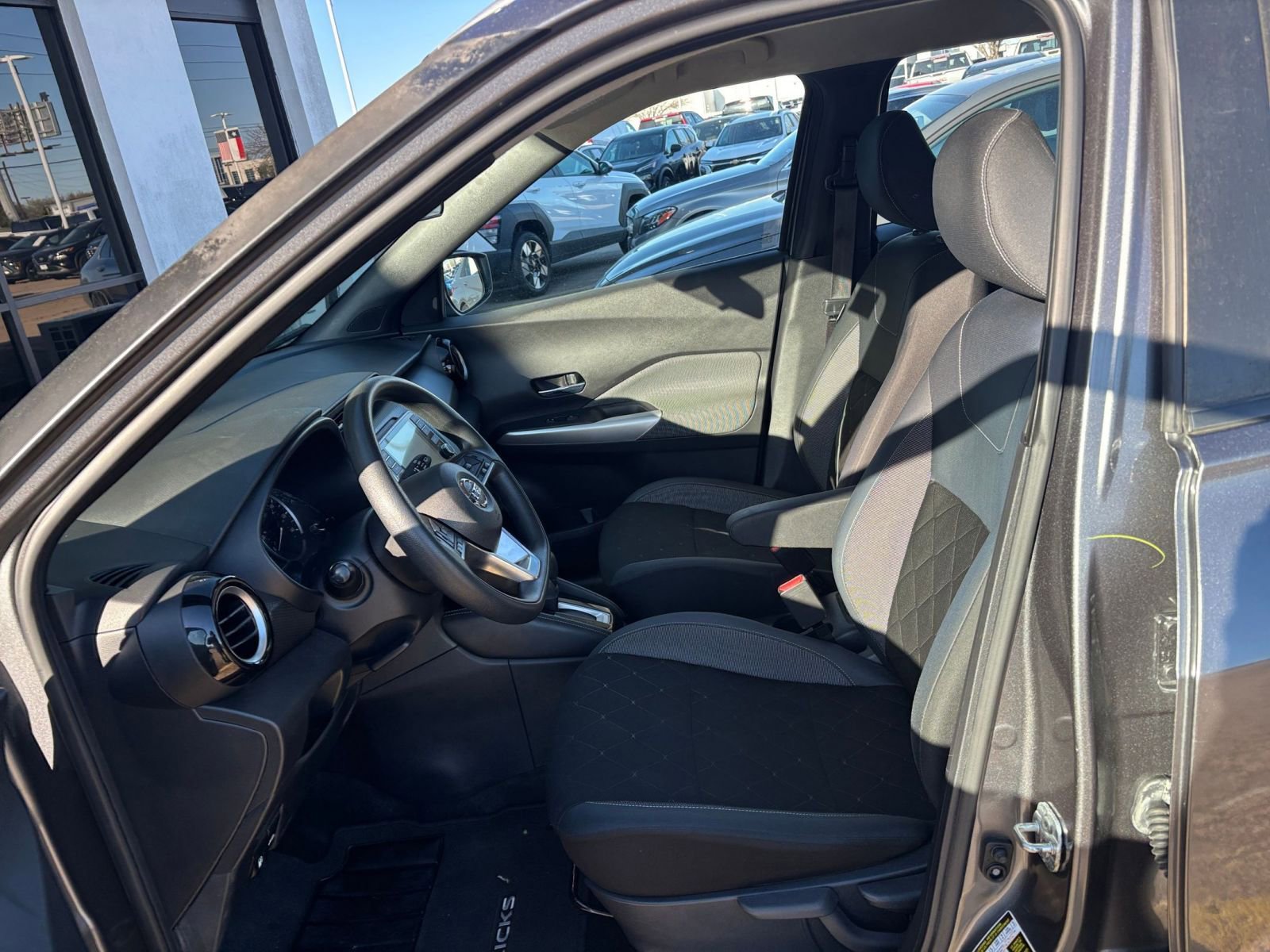 Thumbnail: 2020 Nissan Kicks - 25