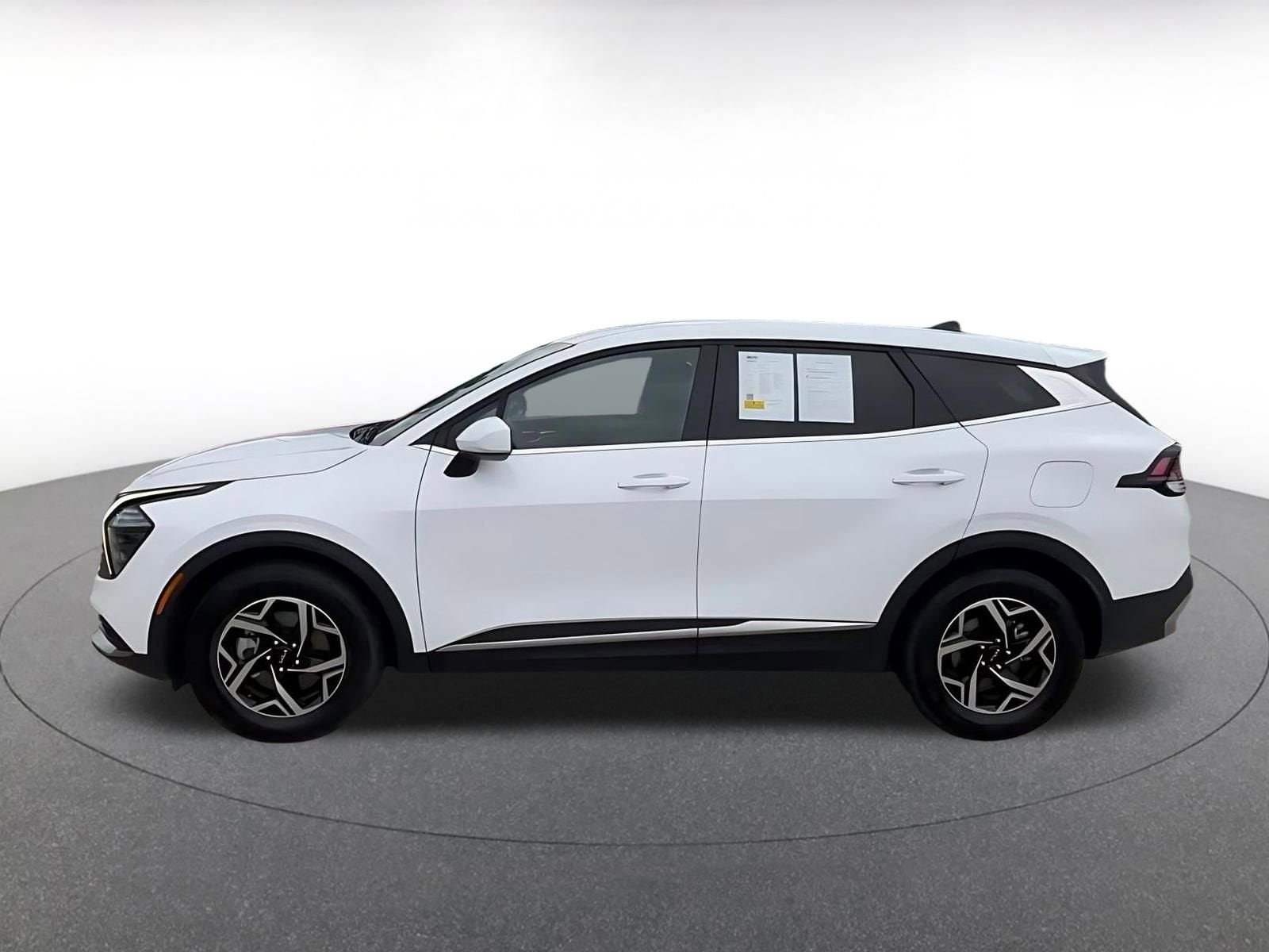 Thumbnail: 2025 Kia Sportage - 9