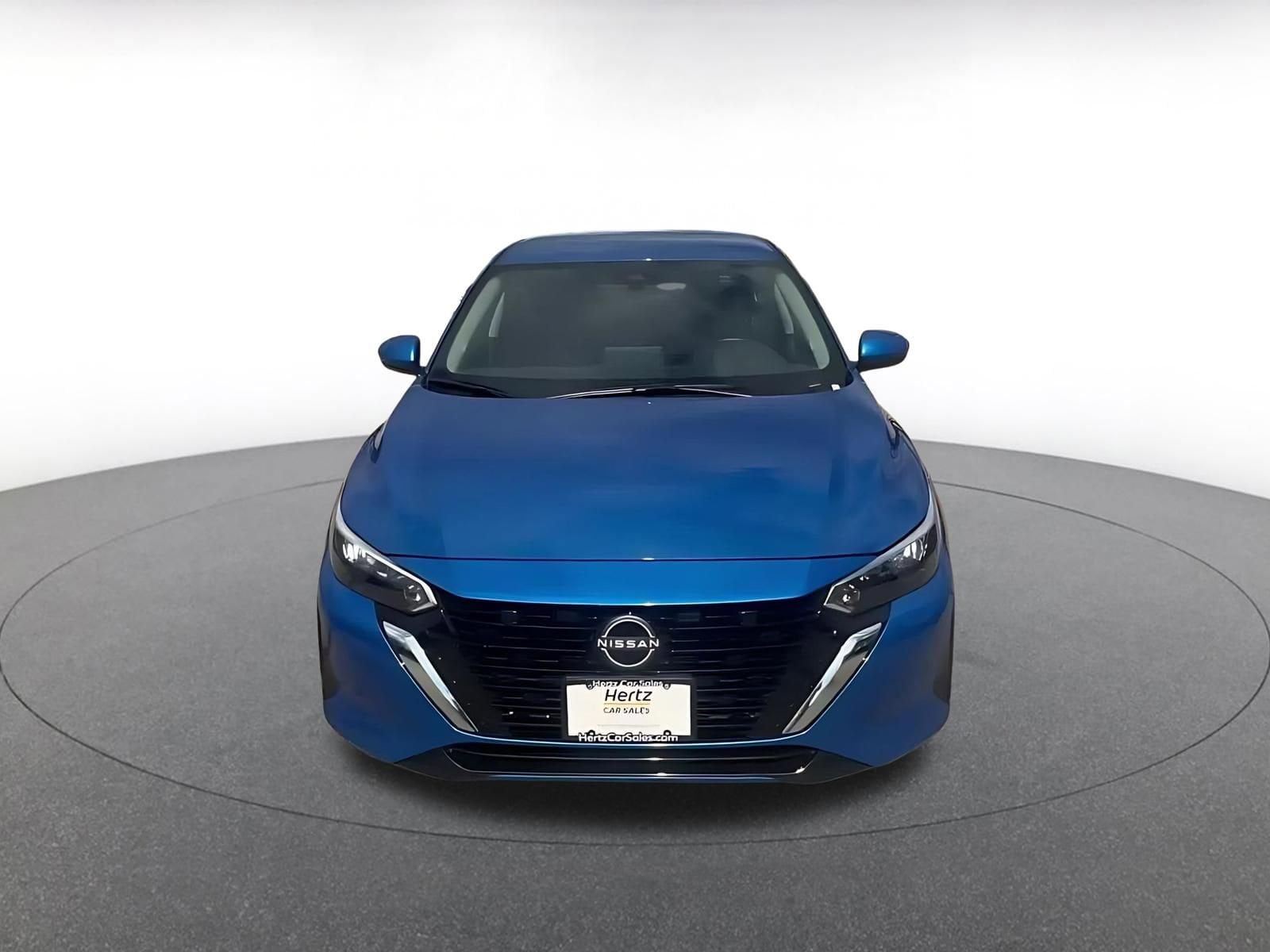 Thumbnail: 2025 Nissan Sentra - 3