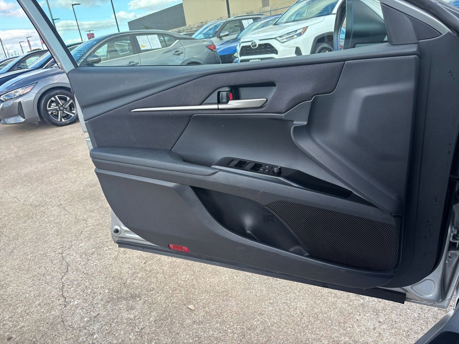 Thumbnail: 2025 Toyota Camry - 20