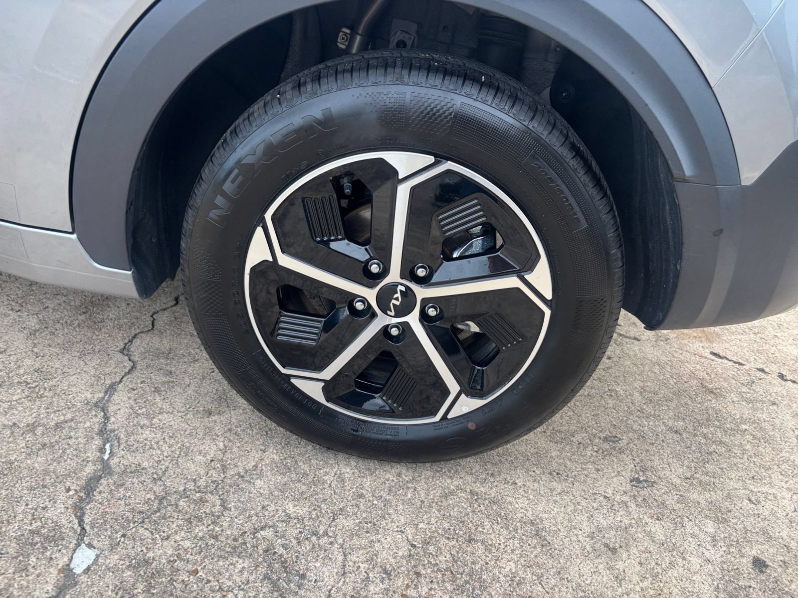 Thumbnail: 2026 Kia Niro - 23
