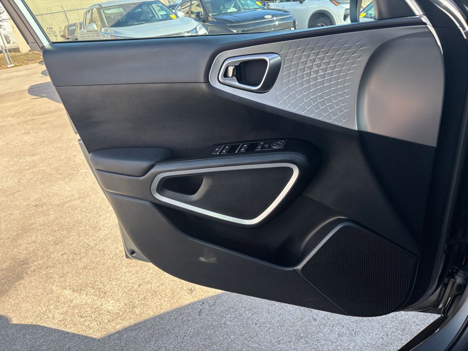 Thumbnail: 2025 Kia Soul - 18