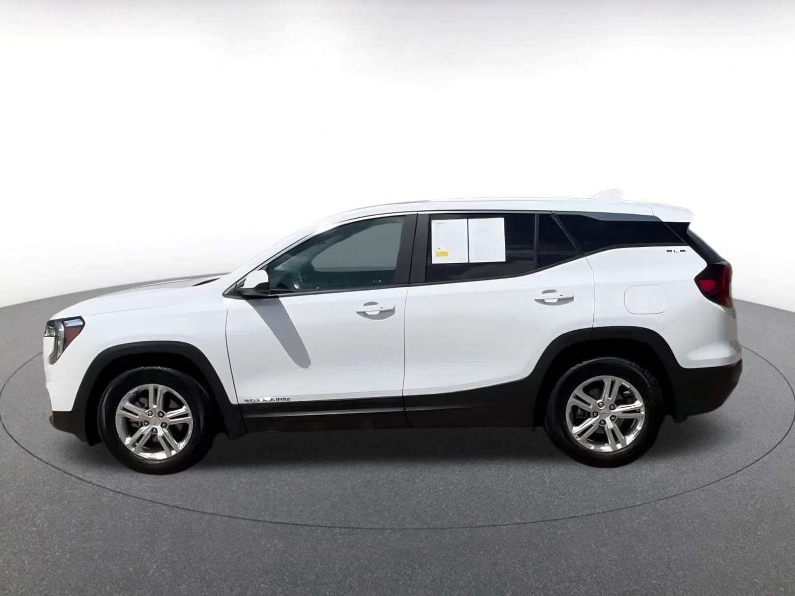Thumbnail: 2024 GMC Terrain - 9