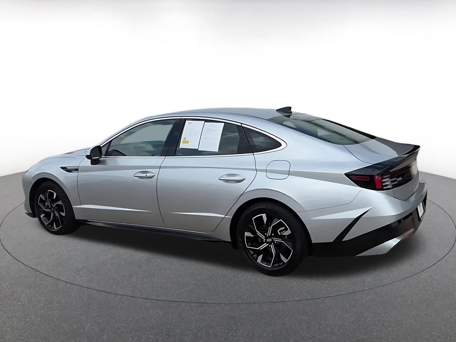 Thumbnail: 2025 Hyundai Sonata - 15