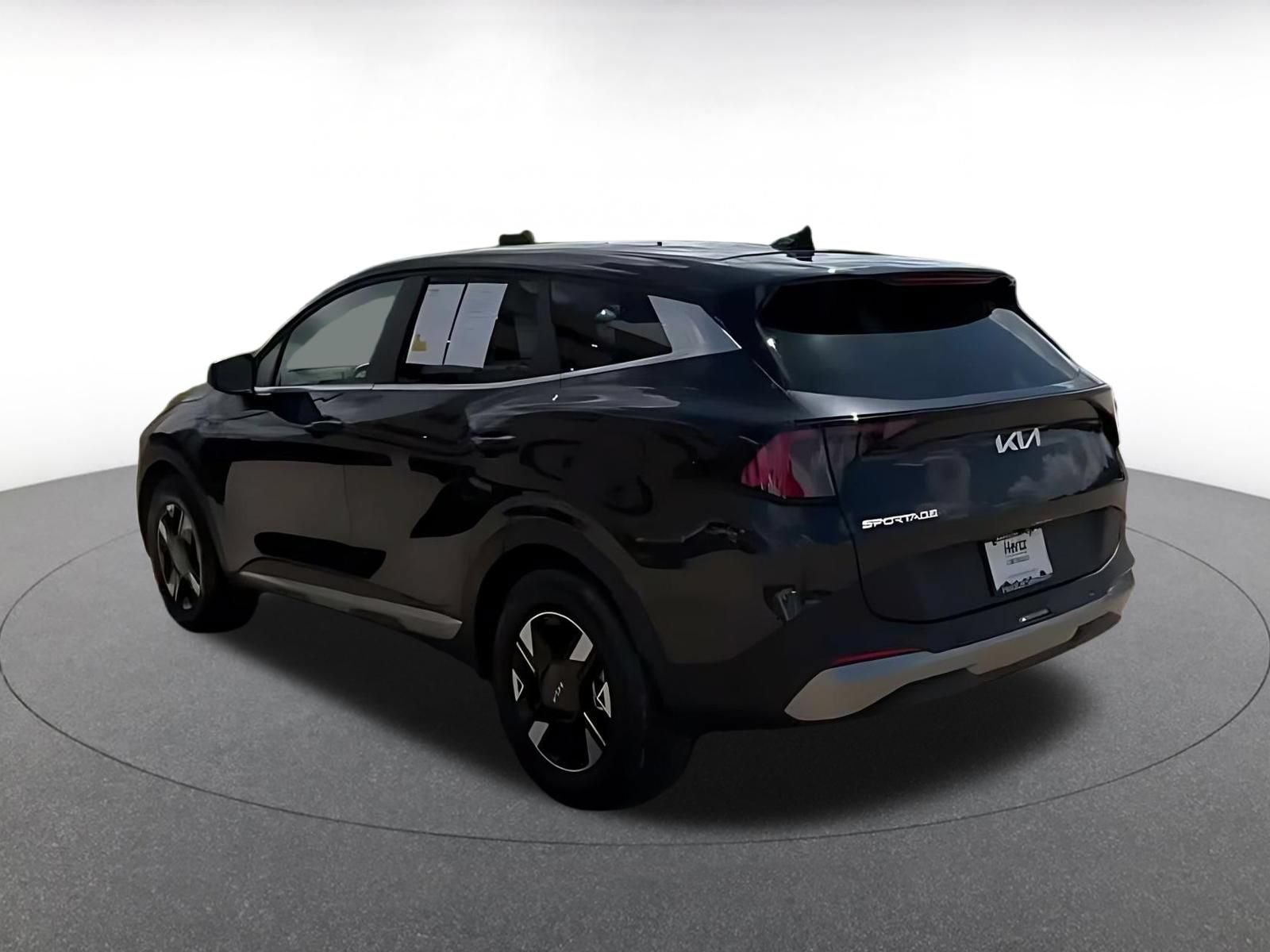 Thumbnail: 2026 Kia Sportage - 10