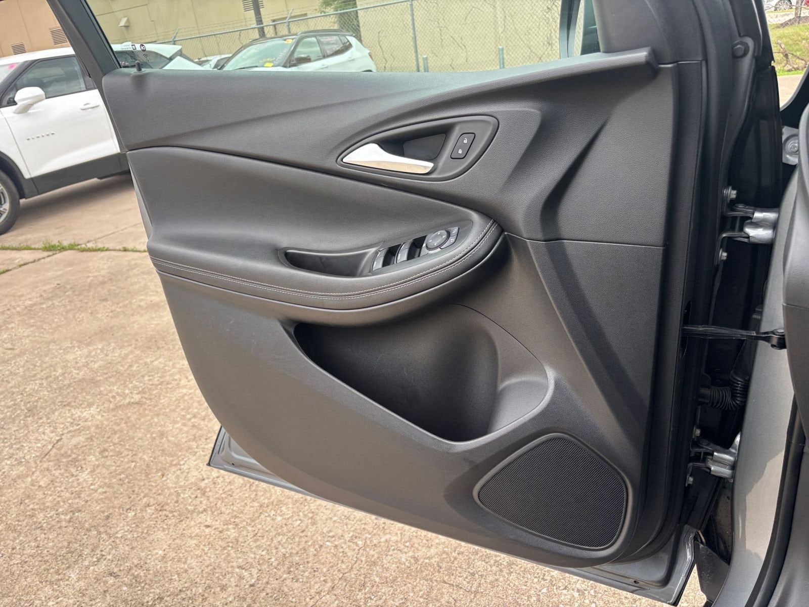 Thumbnail: 2025 Buick Encore GX - 18