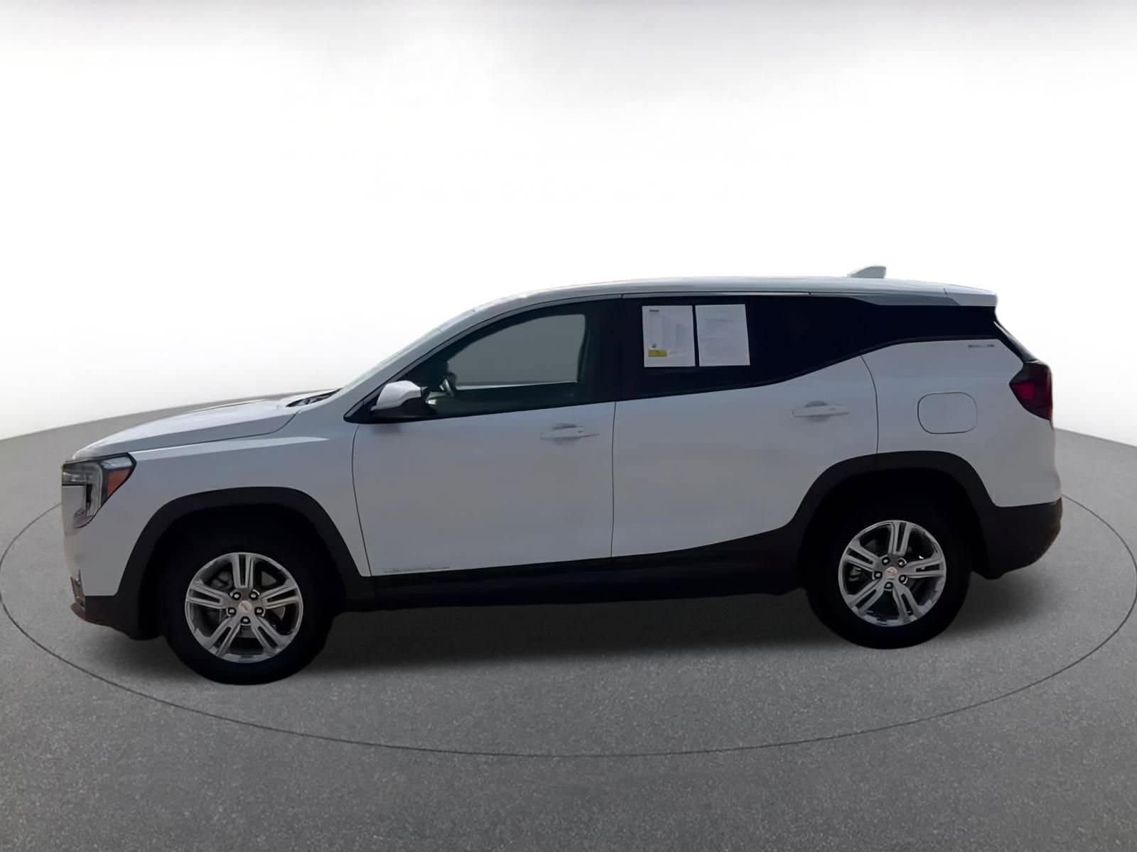 Thumbnail: 2024 GMC Terrain - 9