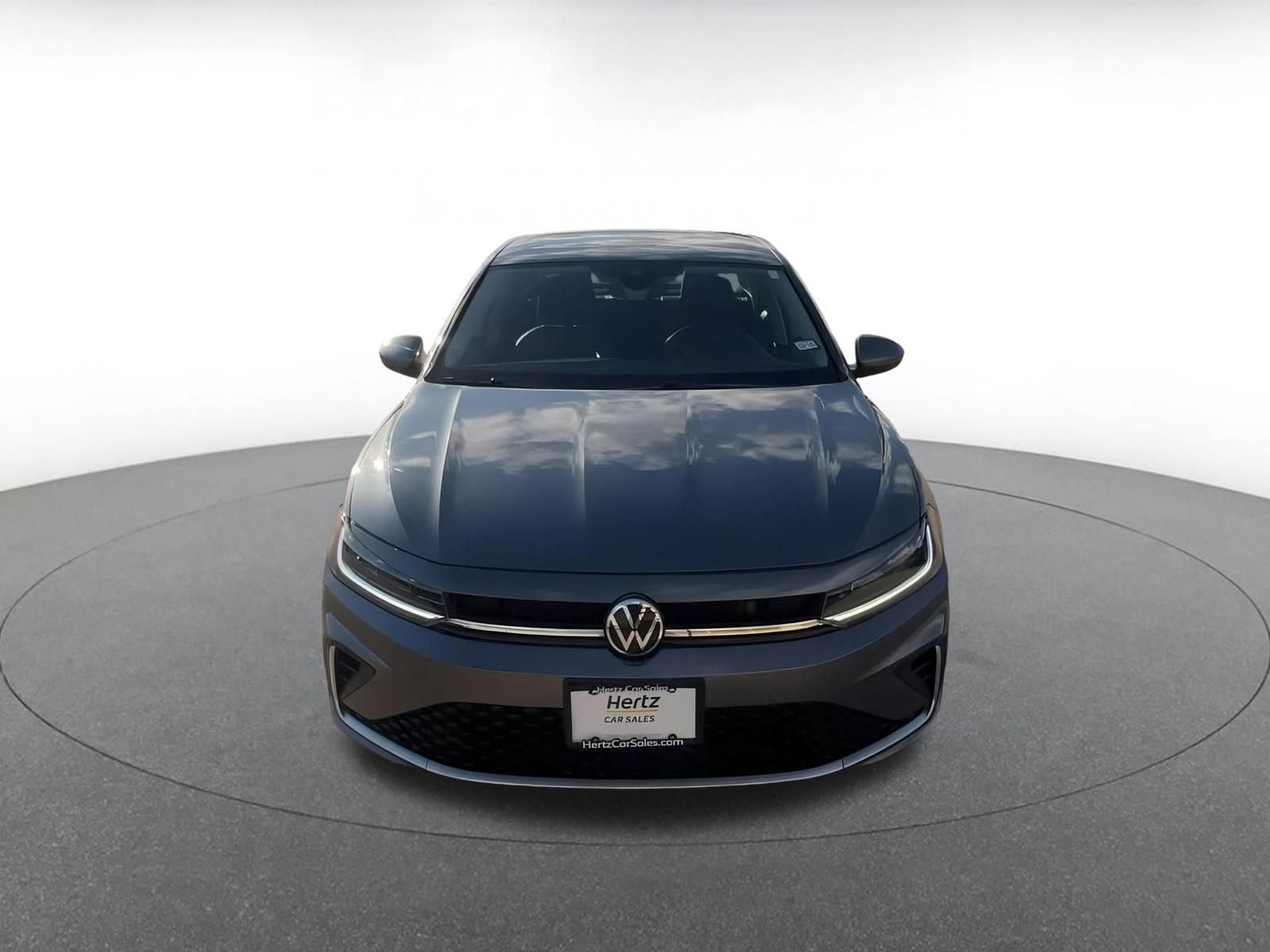 Thumbnail: 2025 Volkswagen Jetta - 4