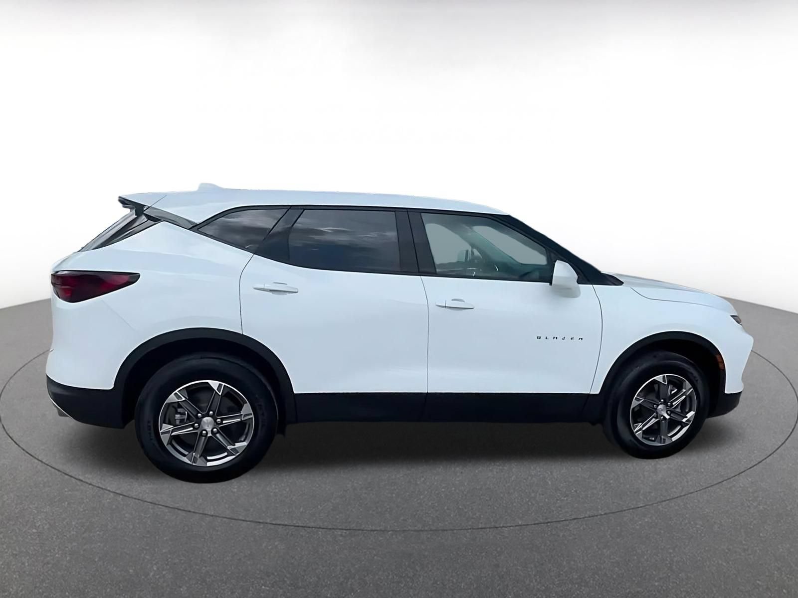 Thumbnail: 2026 Chevrolet Blazer - 14
