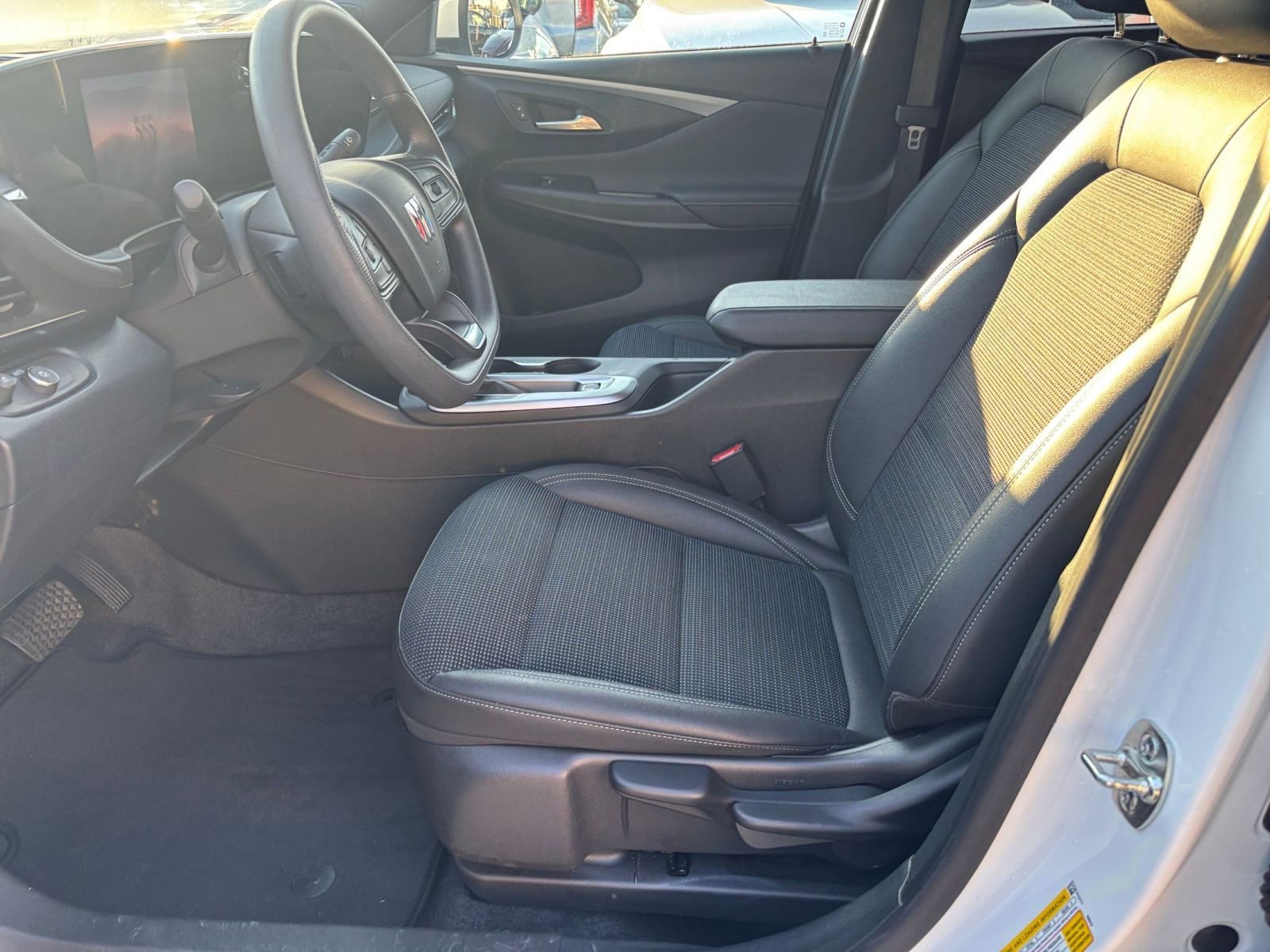 Thumbnail: 2025 Buick Envista - 24