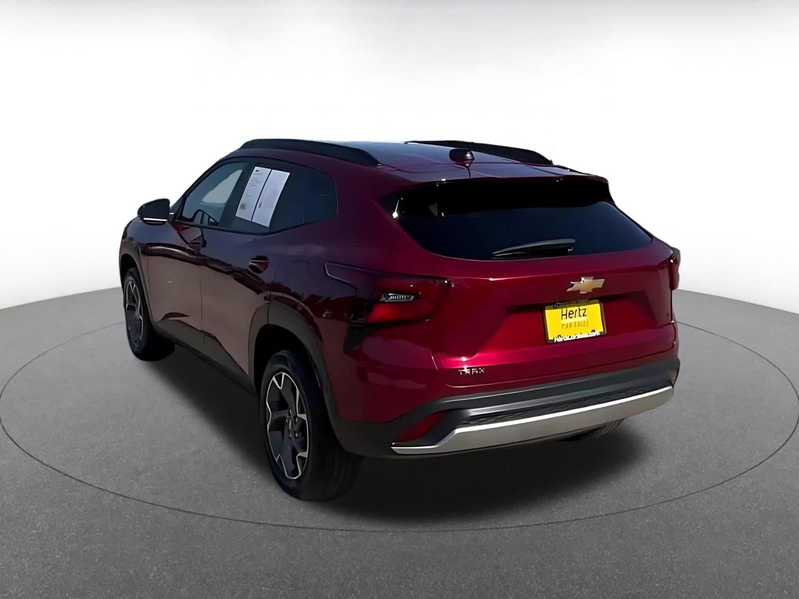 Thumbnail: 2025 Chevrolet Trax - 7