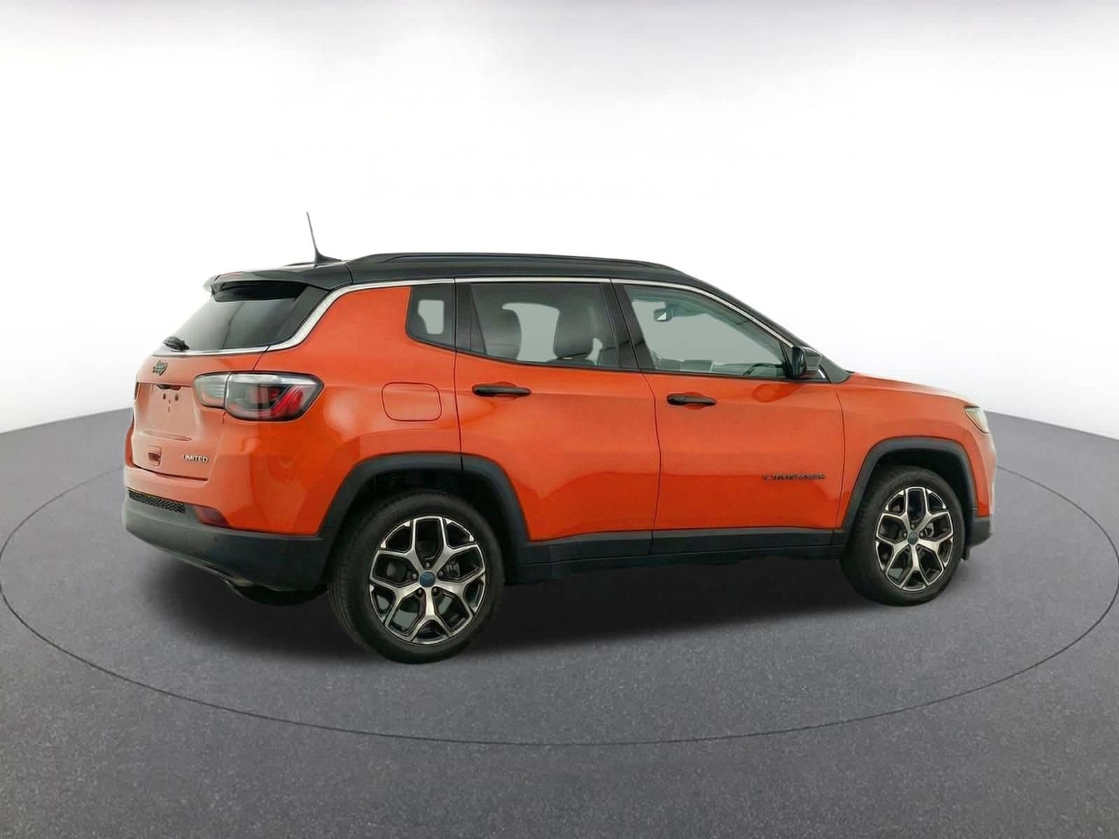 Thumbnail: 2025 Jeep Compass - 9