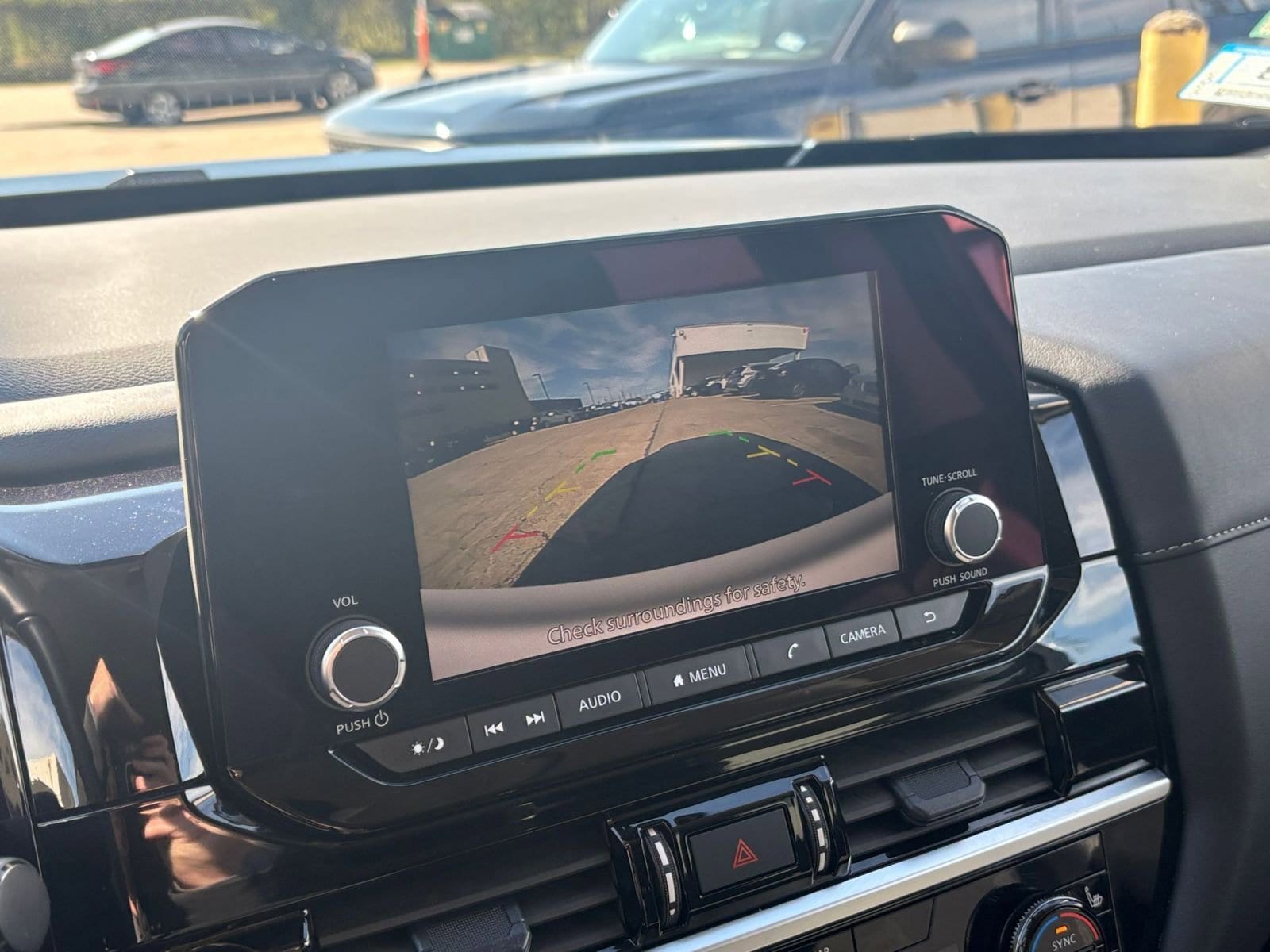 Thumbnail: 2025 Nissan Pathfinder - 17