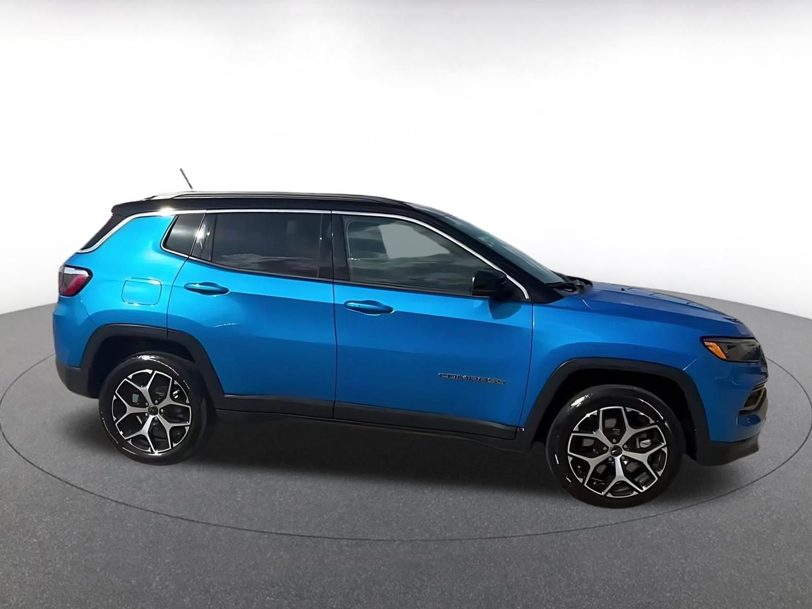 Thumbnail: 2025 Jeep Compass - 16