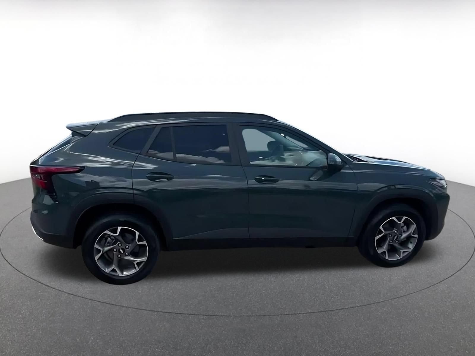 Thumbnail: 2025 Chevrolet Trax - 13