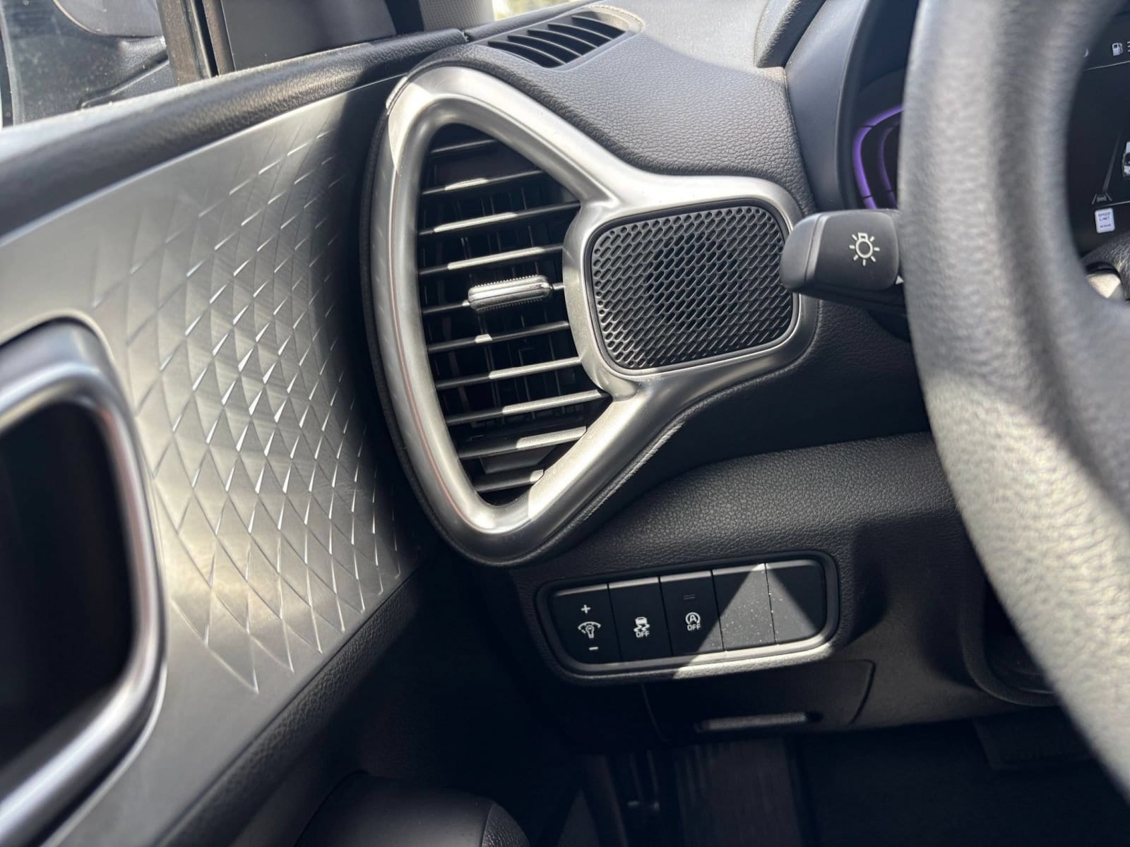 Thumbnail: 2025 Kia Soul - 27