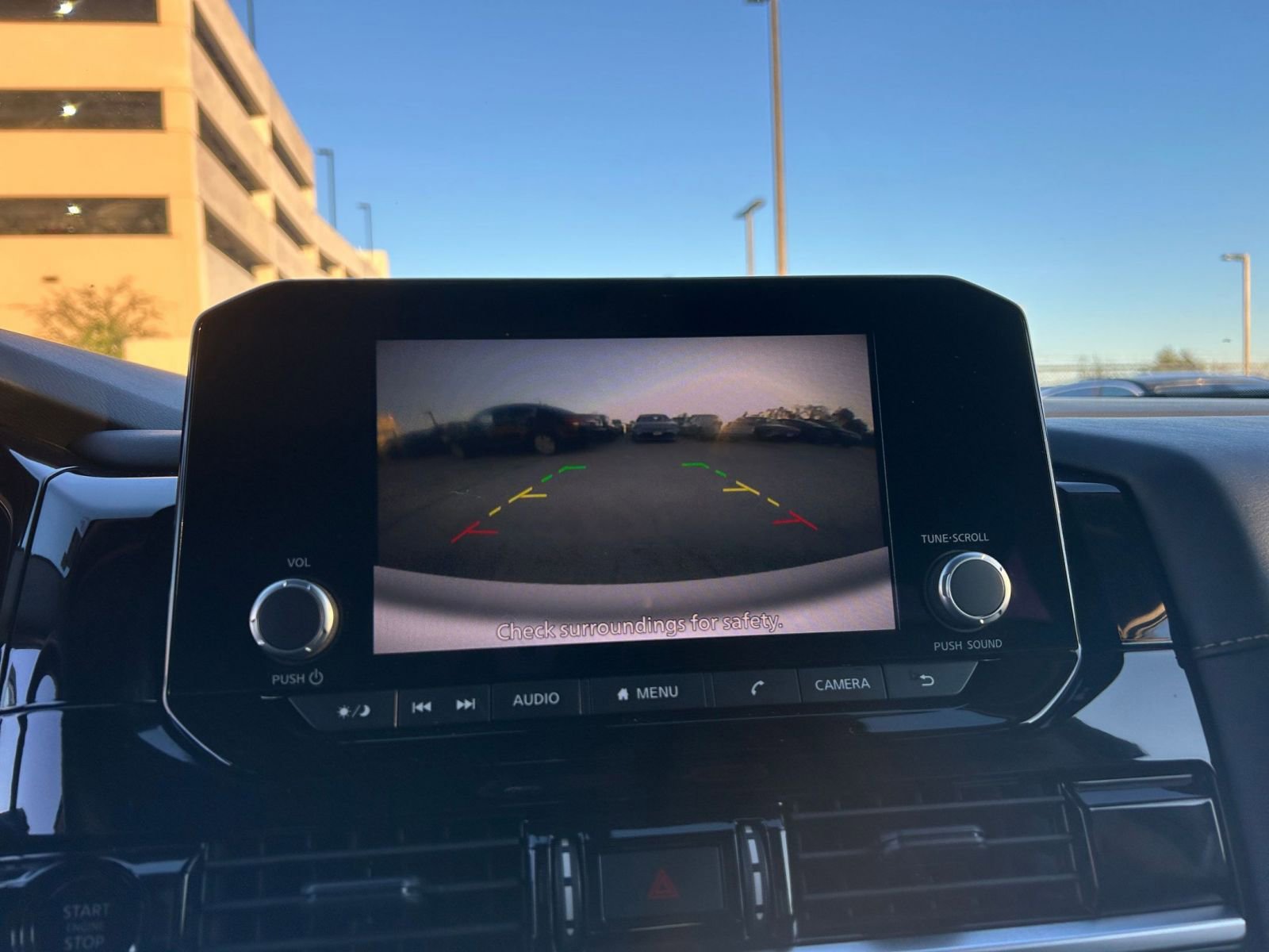 Thumbnail: 2025 Nissan Pathfinder - 17