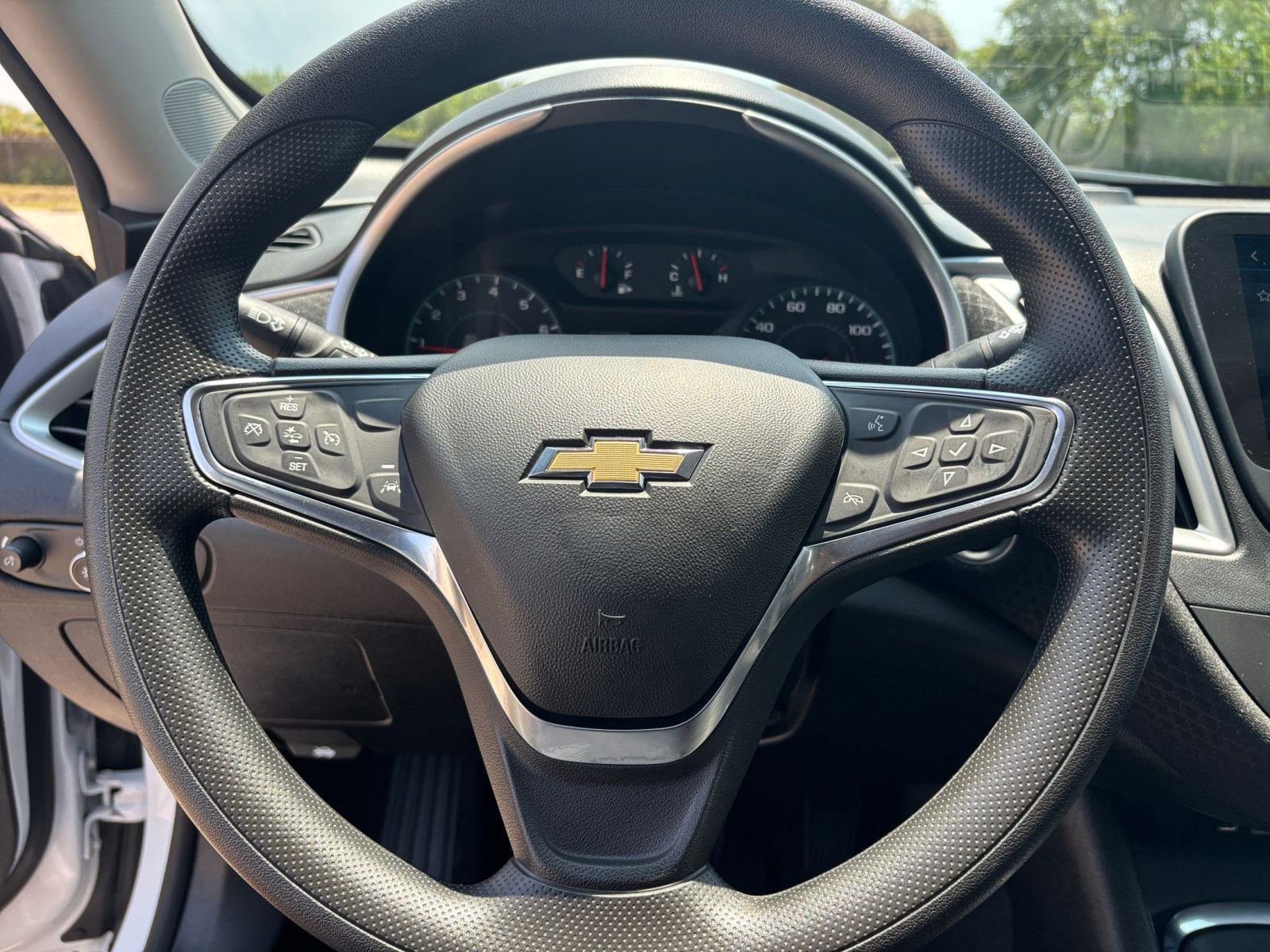 Thumbnail: 2024 Chevrolet Malibu - 25