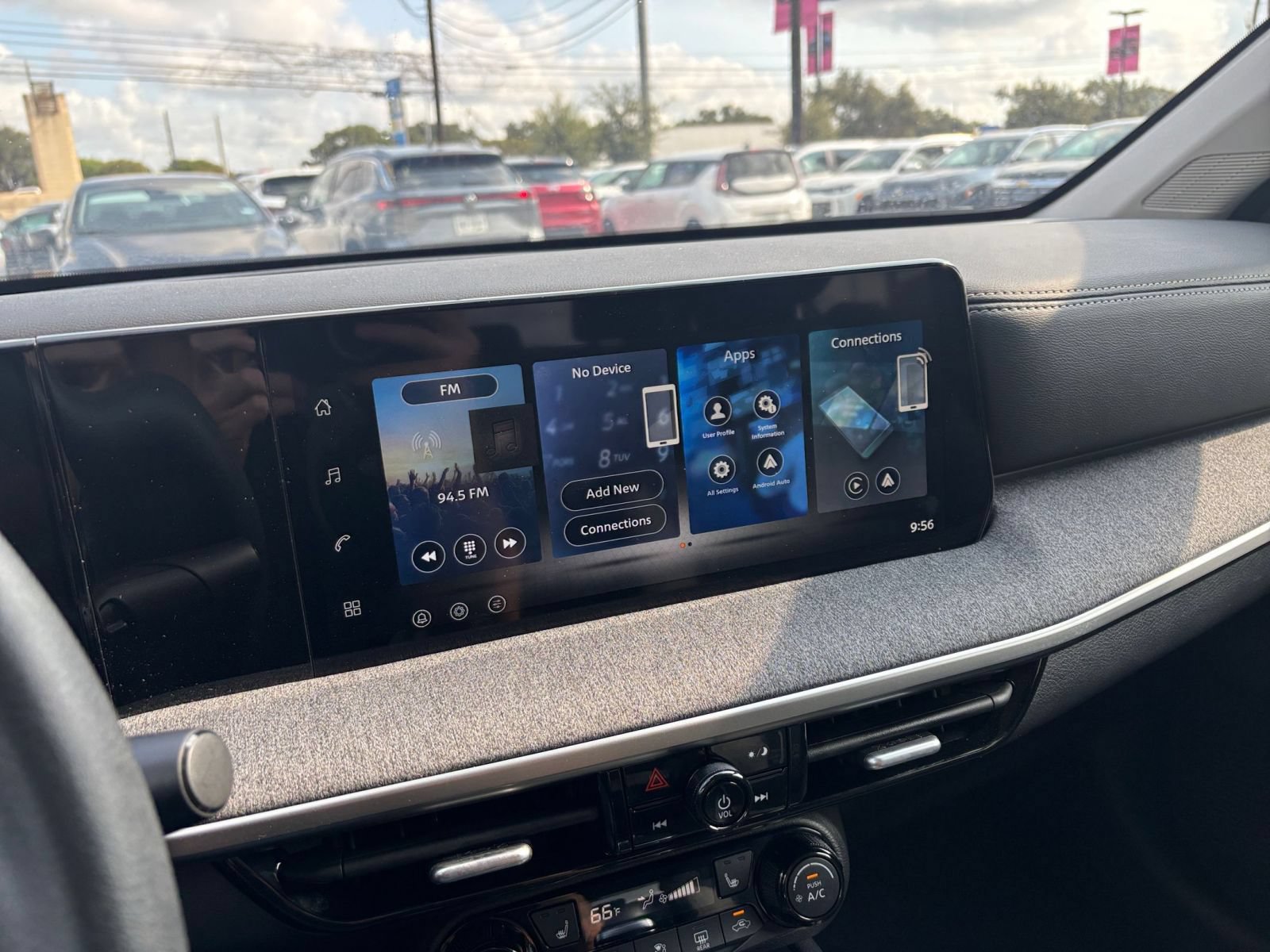 Thumbnail: 2026 Nissan Kicks - 19