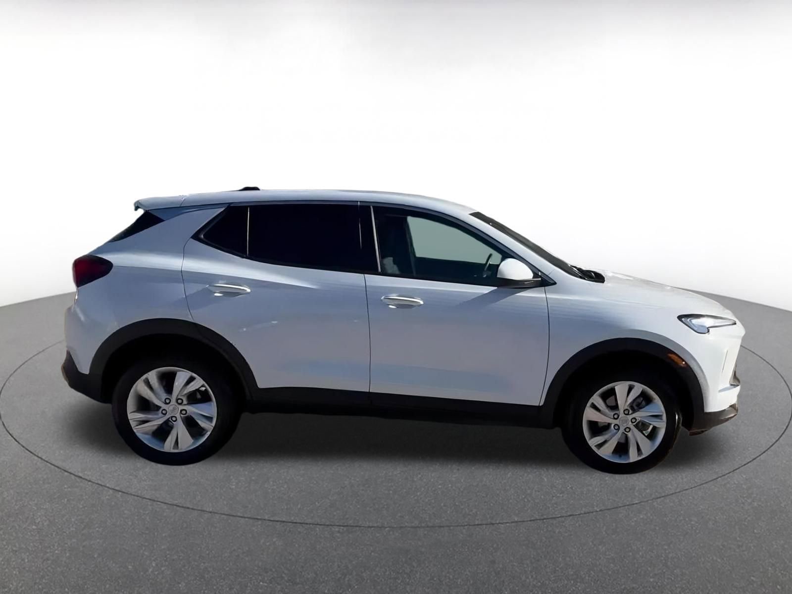 Thumbnail: 2025 Buick Encore GX - 16