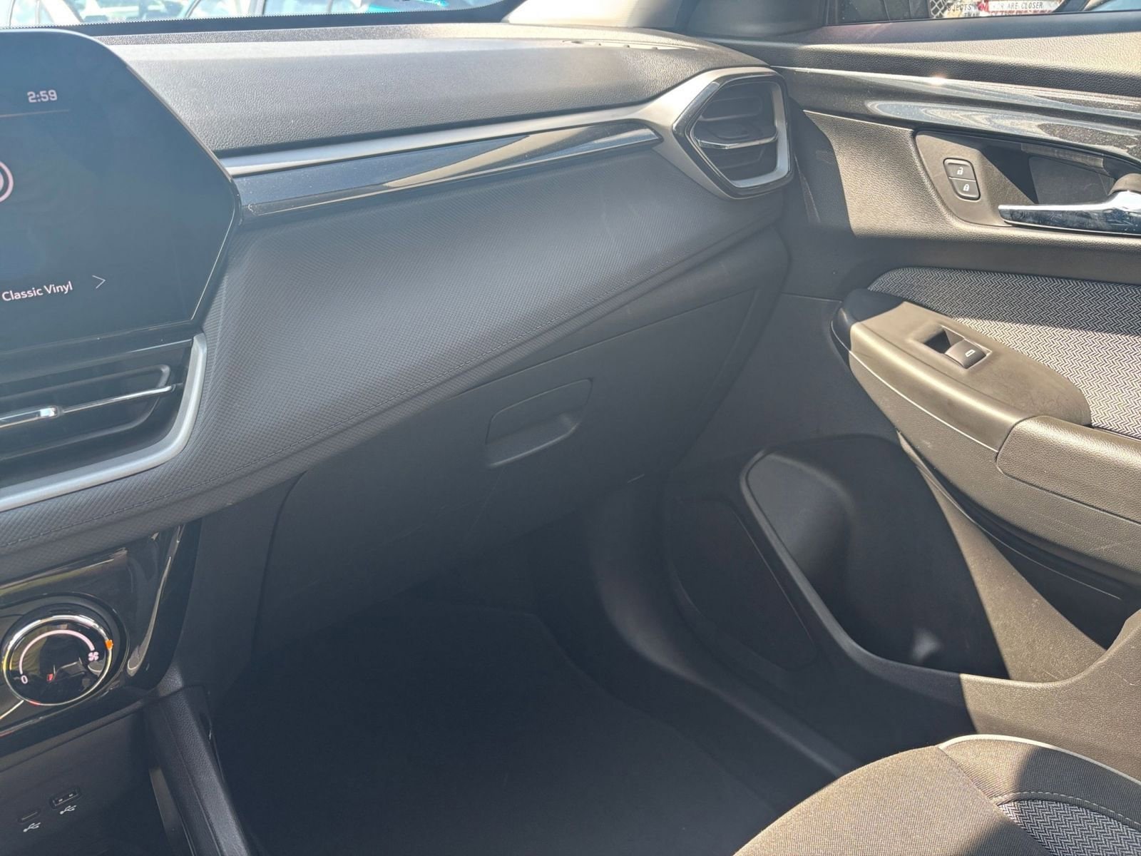 Thumbnail: 2025 Chevrolet TrailBlazer - 33