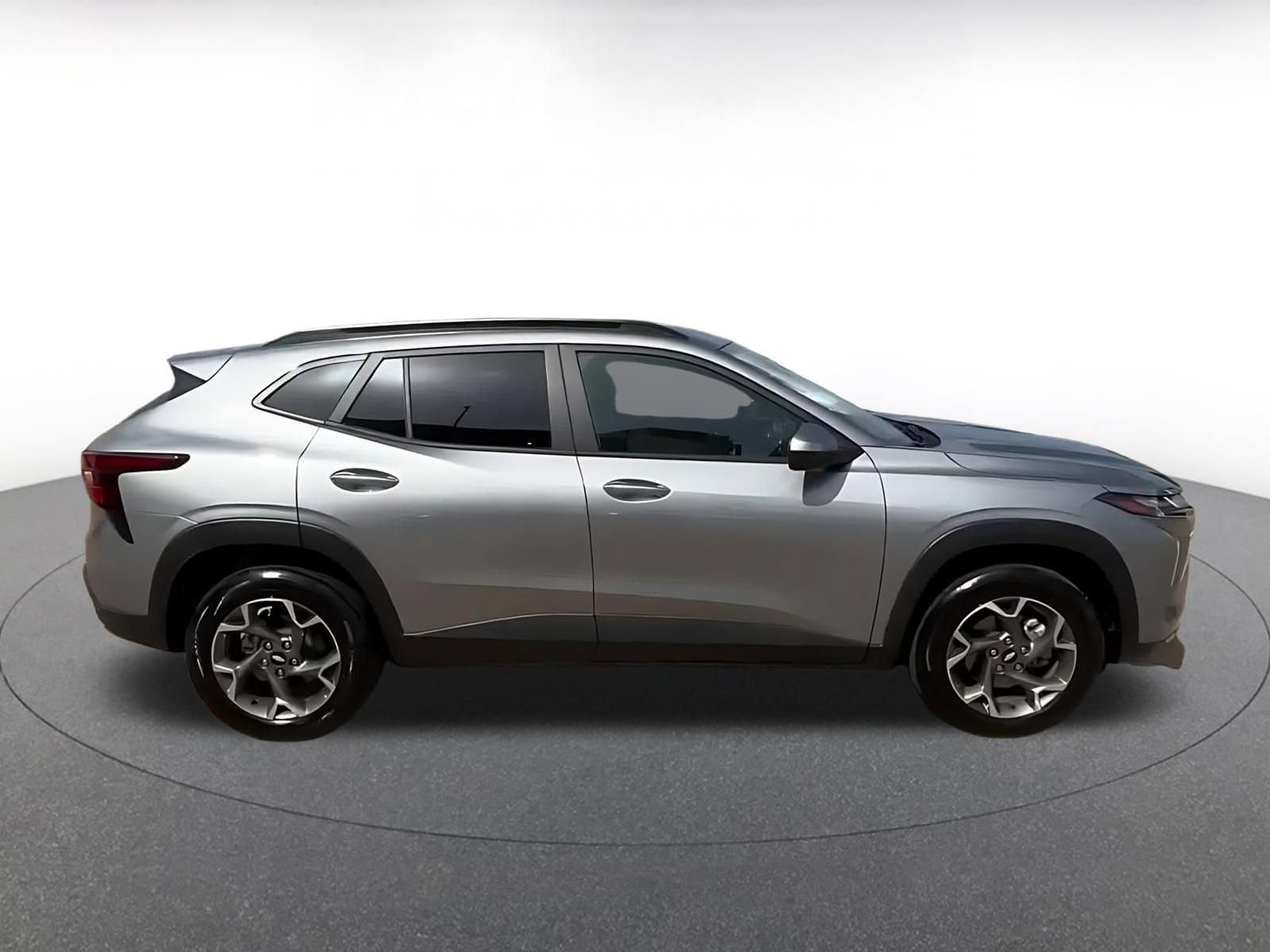 Thumbnail: 2025 Chevrolet Trax - 12