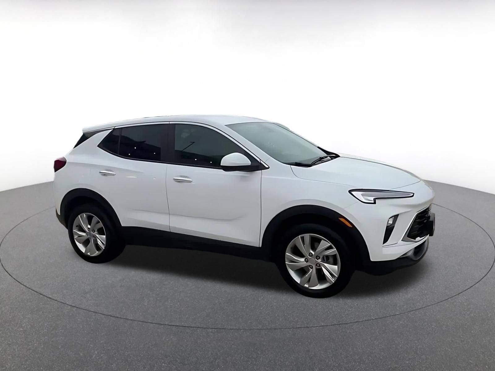 Thumbnail: 2025 Buick Encore GX - 2