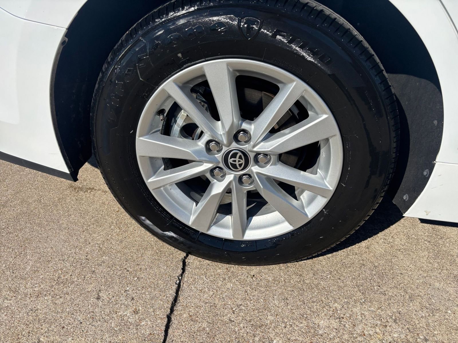 Thumbnail: 2025 Toyota Camry - 29