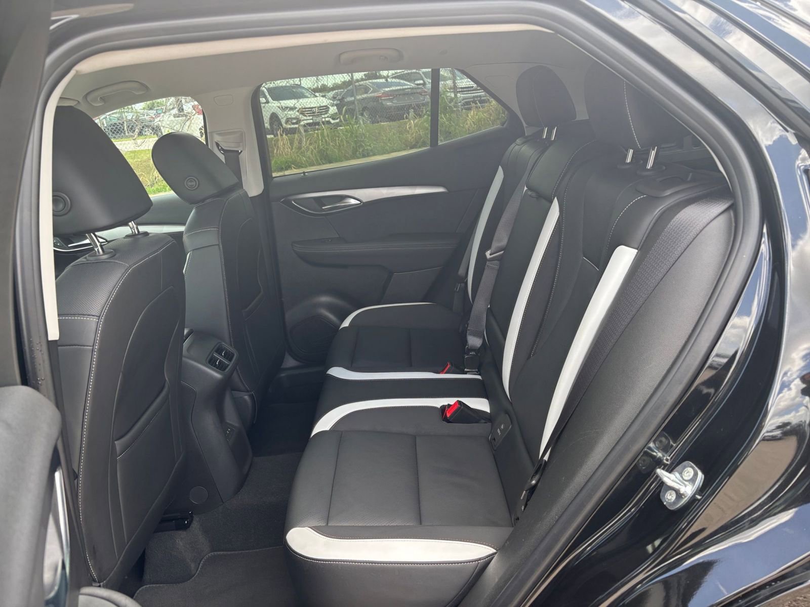 2024 Buick Envision Sport Touring 21
