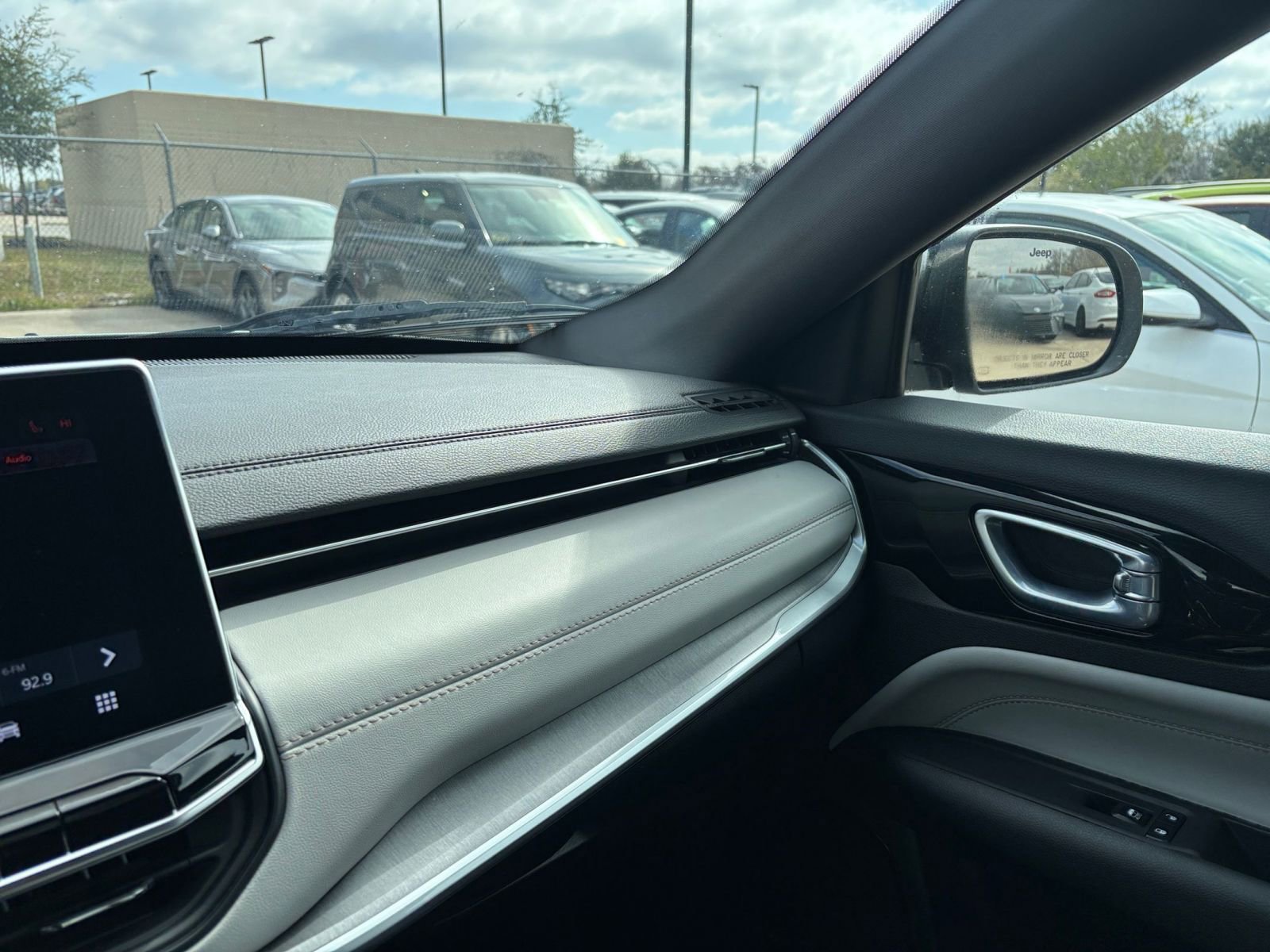 Thumbnail: 2025 Jeep Compass - 33