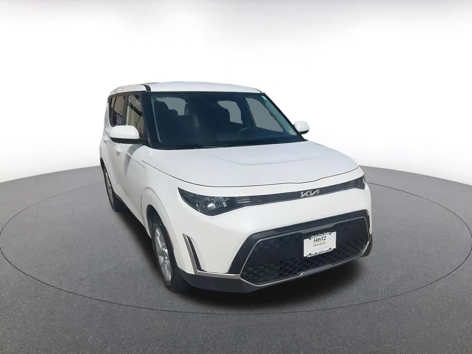 2024 Kia Soul LX 2