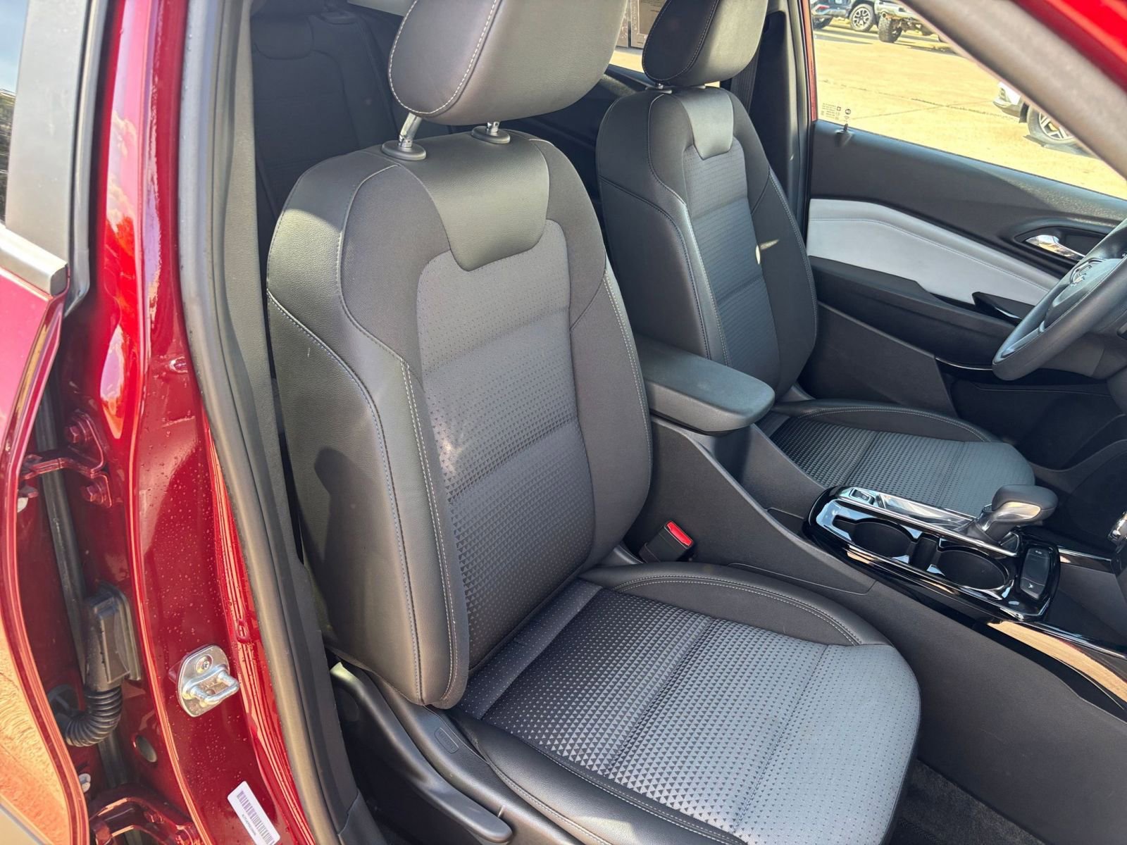 Thumbnail: 2025 Chevrolet Trax - 35