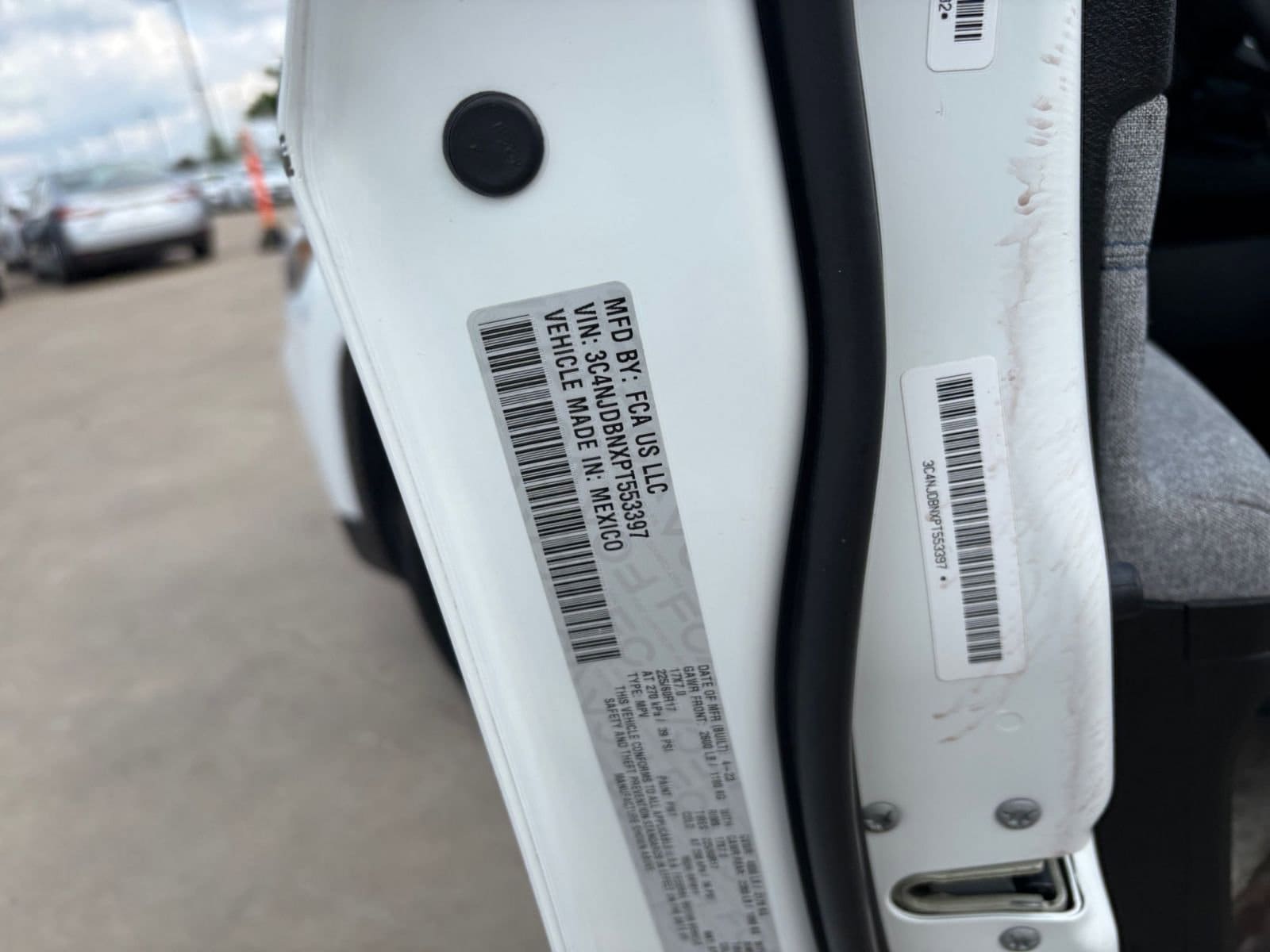 2023 Jeep Compass Latitude 23