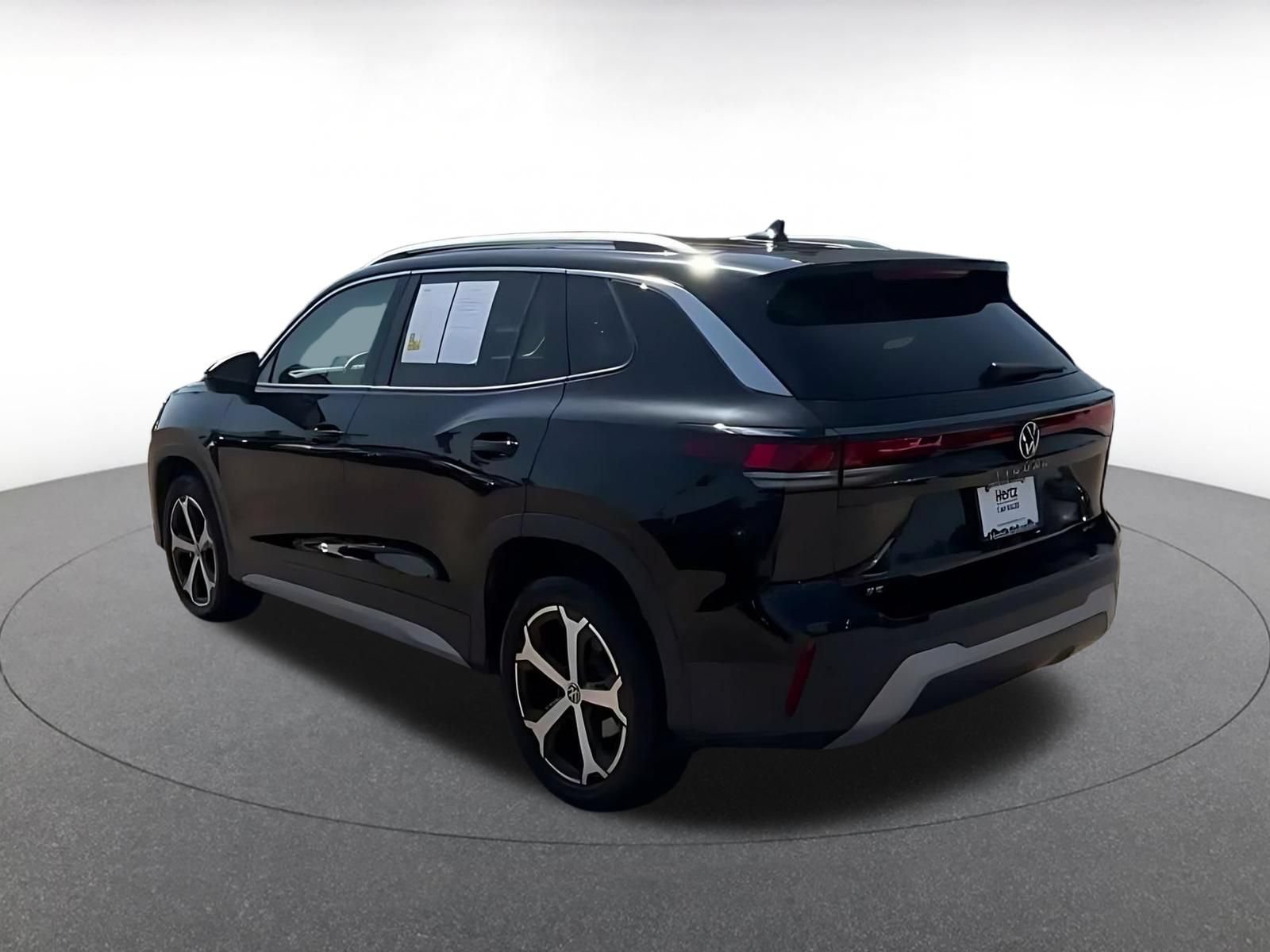Thumbnail: 2026 Volkswagen Tiguan - 9