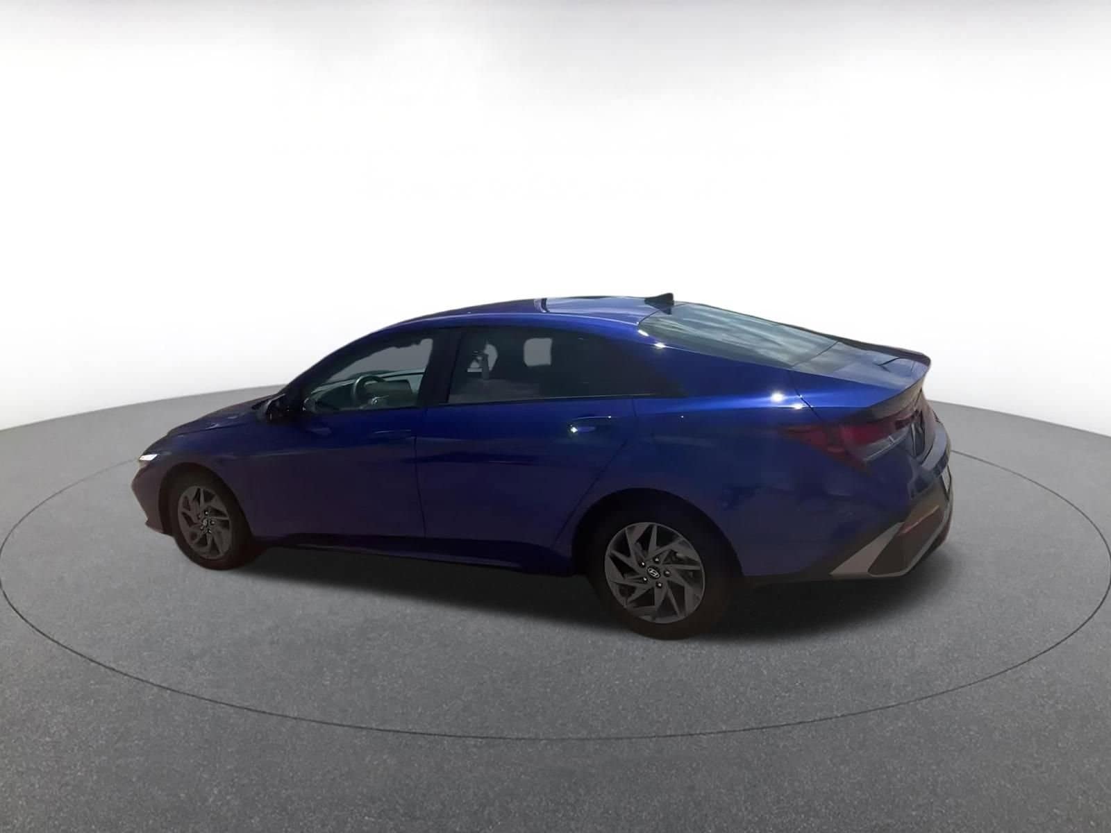 Thumbnail: 2024 Hyundai Elantra - 7