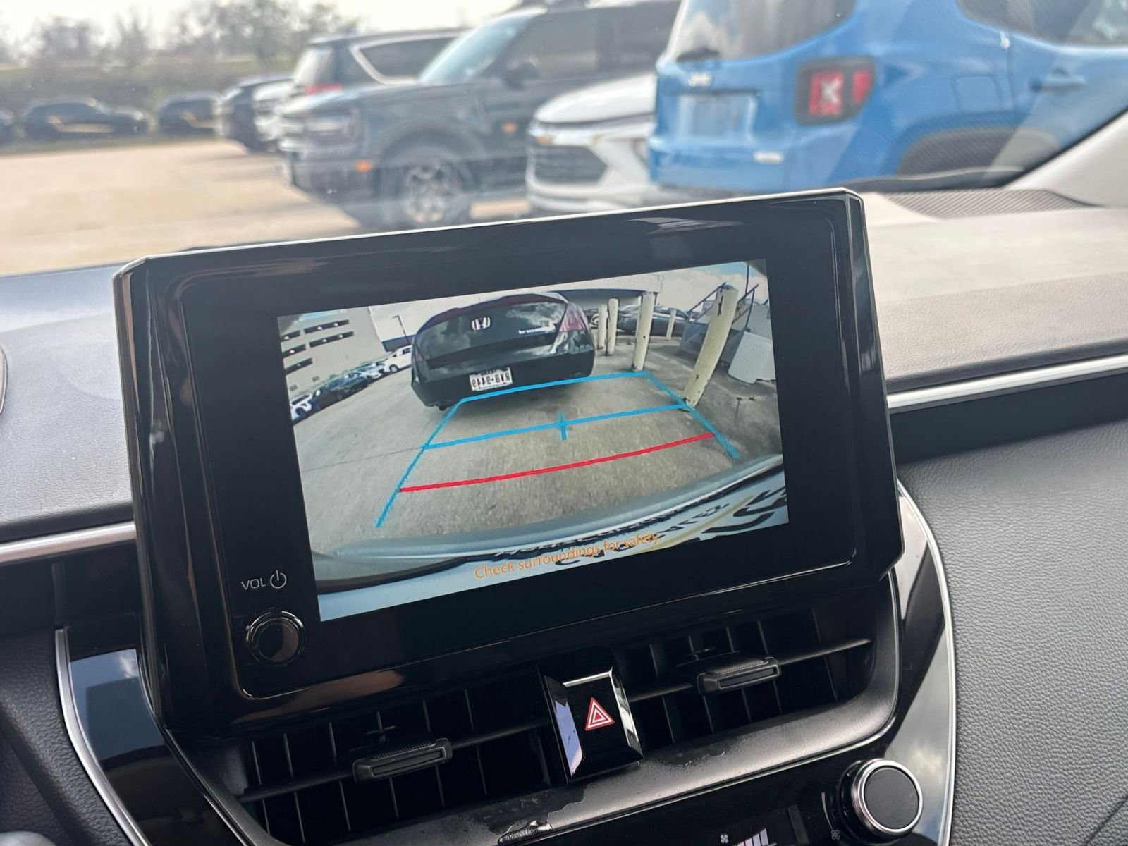 Thumbnail: 2025 Toyota Corolla - 22