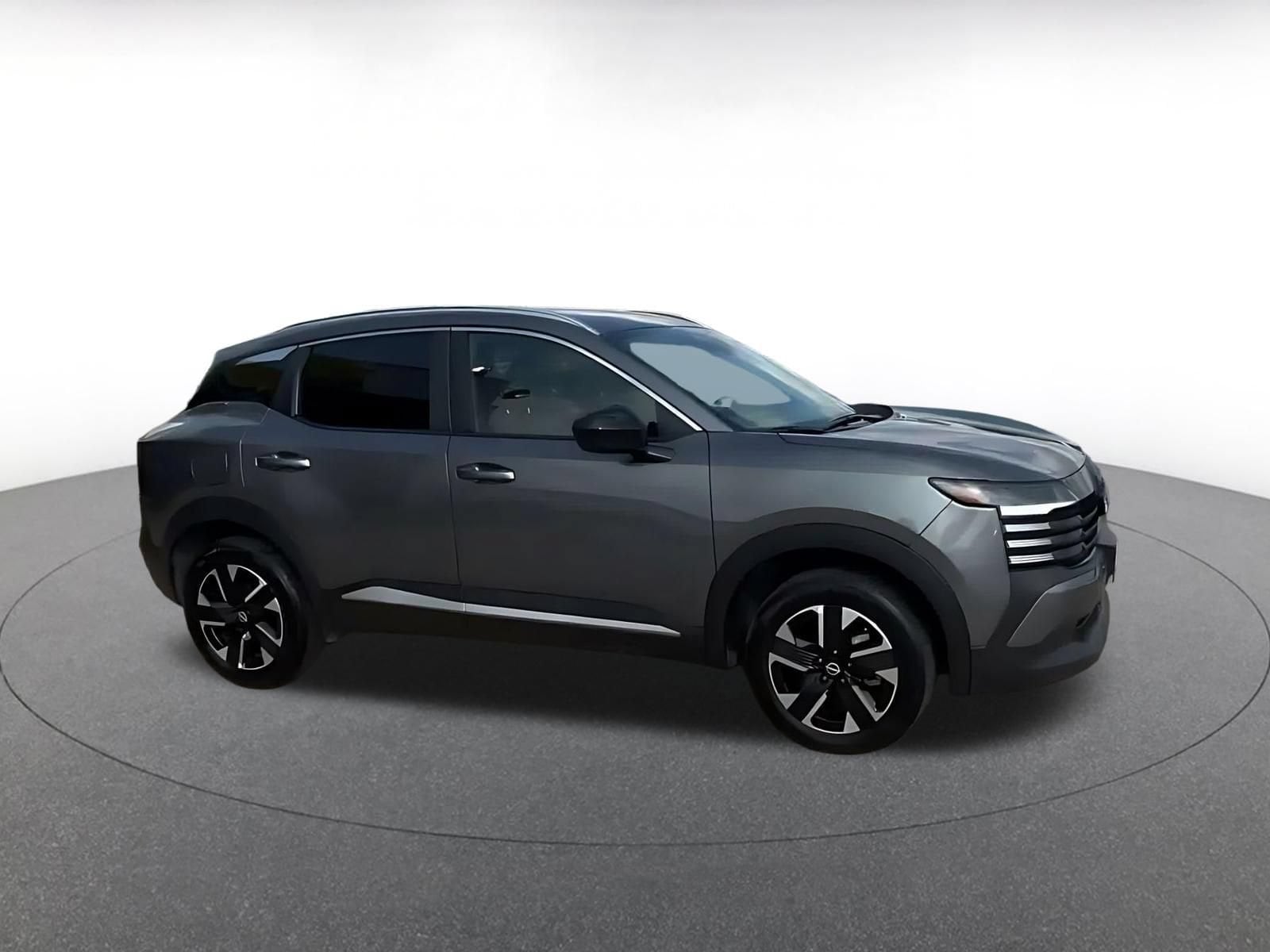 Thumbnail: 2026 Nissan Kicks - 2
