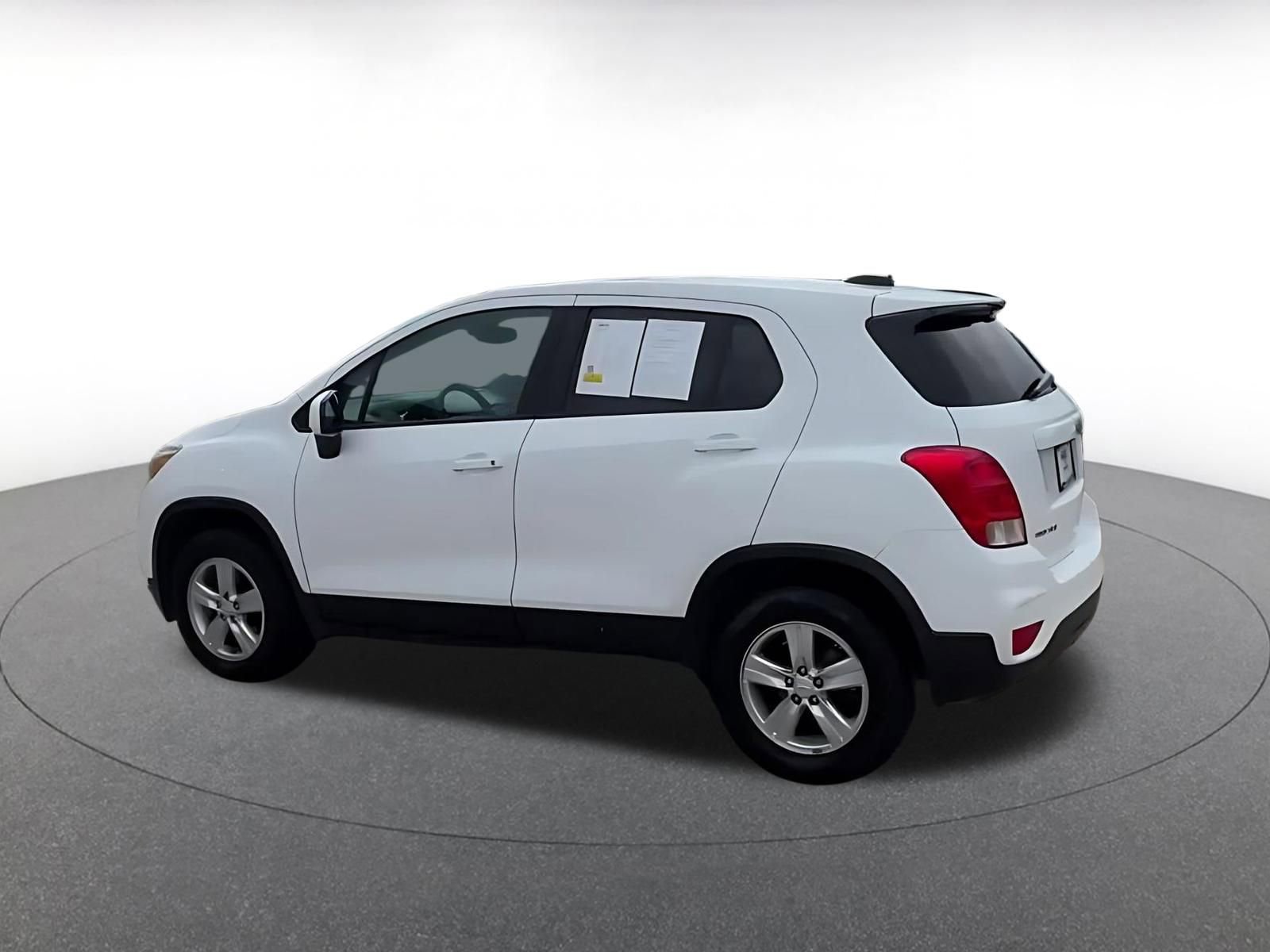 Thumbnail: 2020 Chevrolet Trax - 10