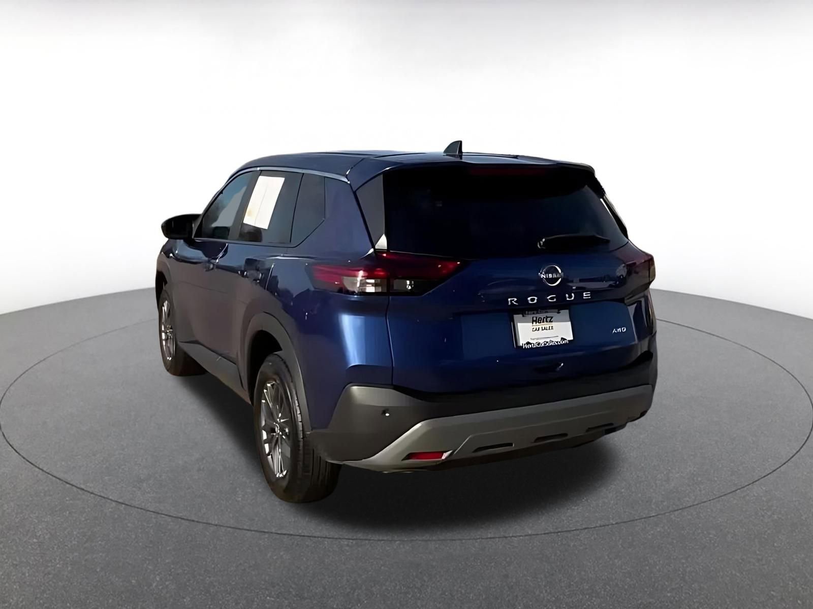 Thumbnail: 2023 Nissan Rogue - 10