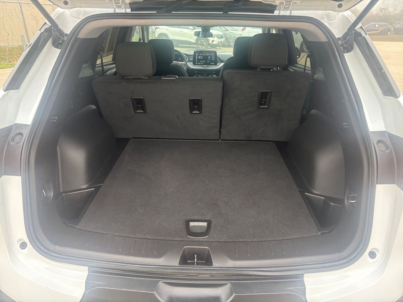 Thumbnail: 2025 Chevrolet Blazer - 32