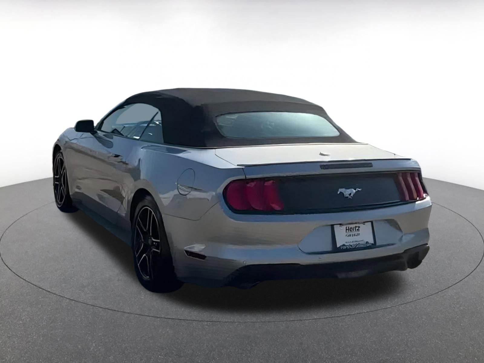 2023 Ford Mustang  9
