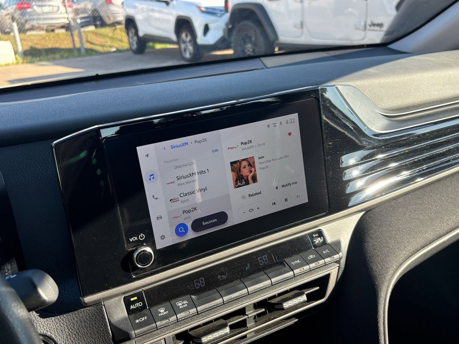 Thumbnail: 2025 Toyota Camry - 21