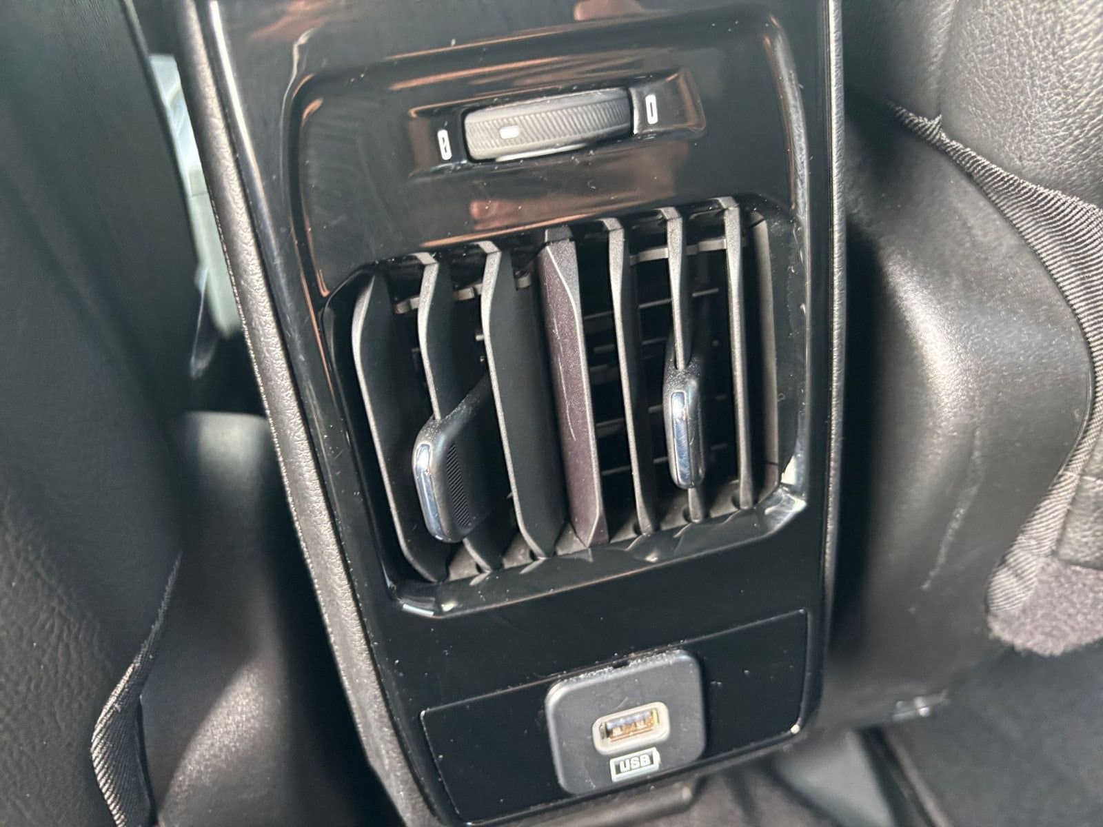 2023 Jeep Compass Latitude 19